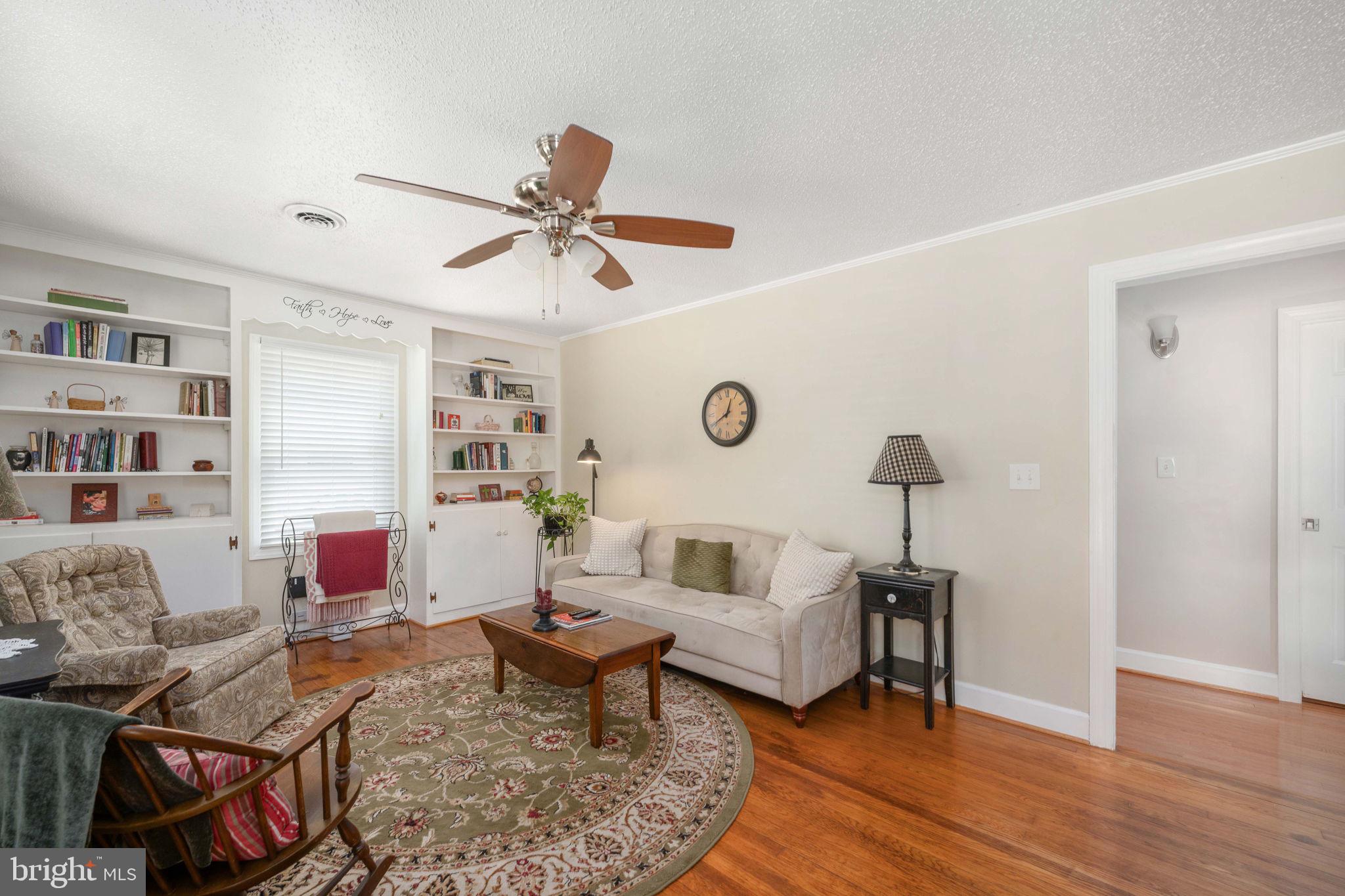 ROSELAND - Residential