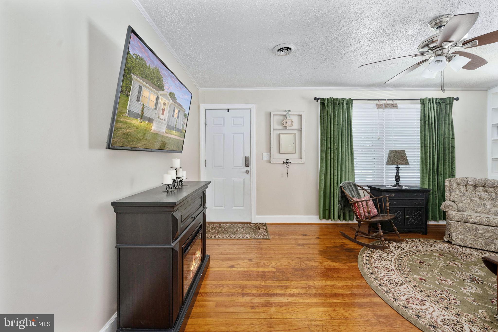 ROSELAND - Residential