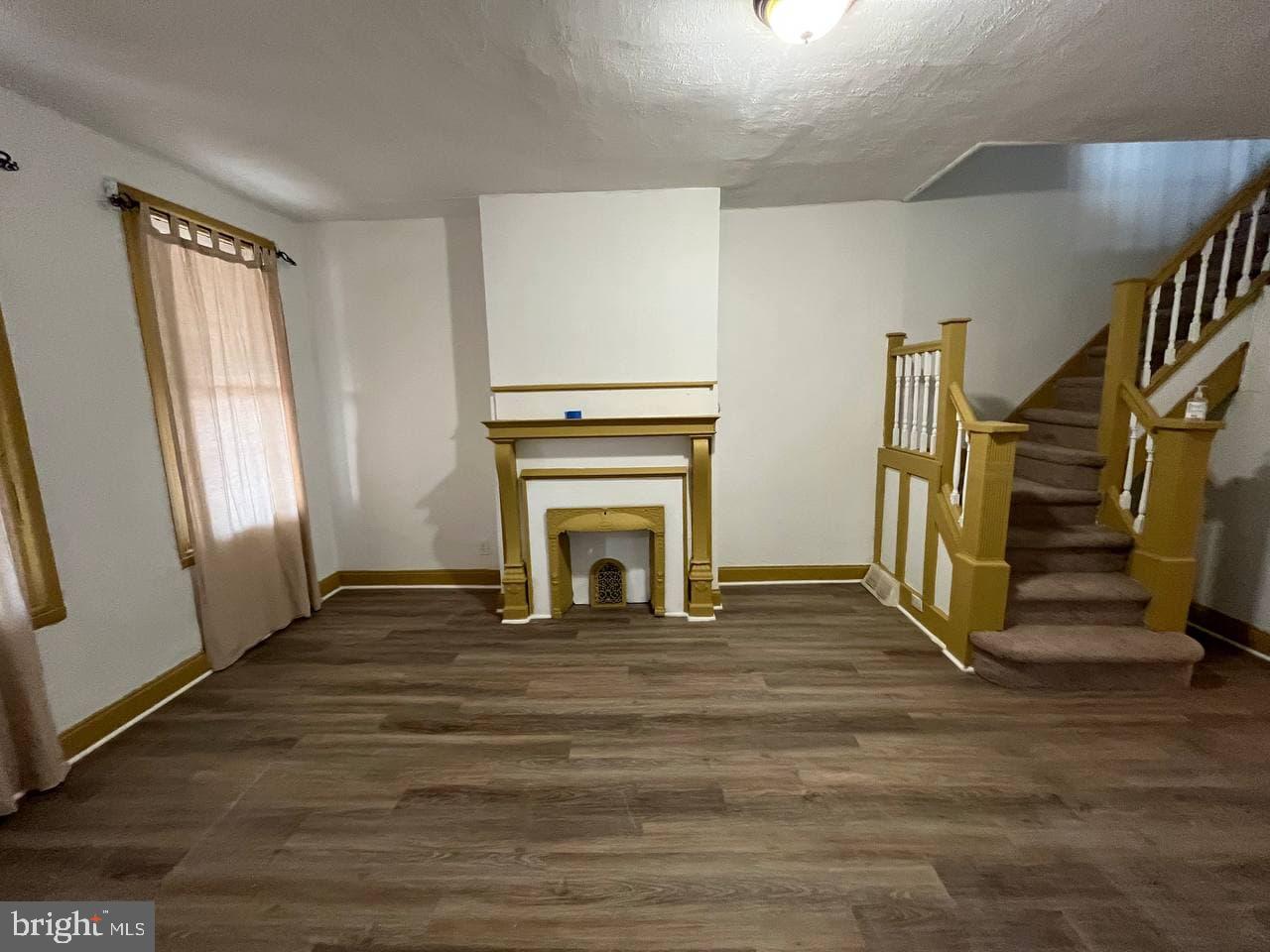 HUNTING PARK - Residential