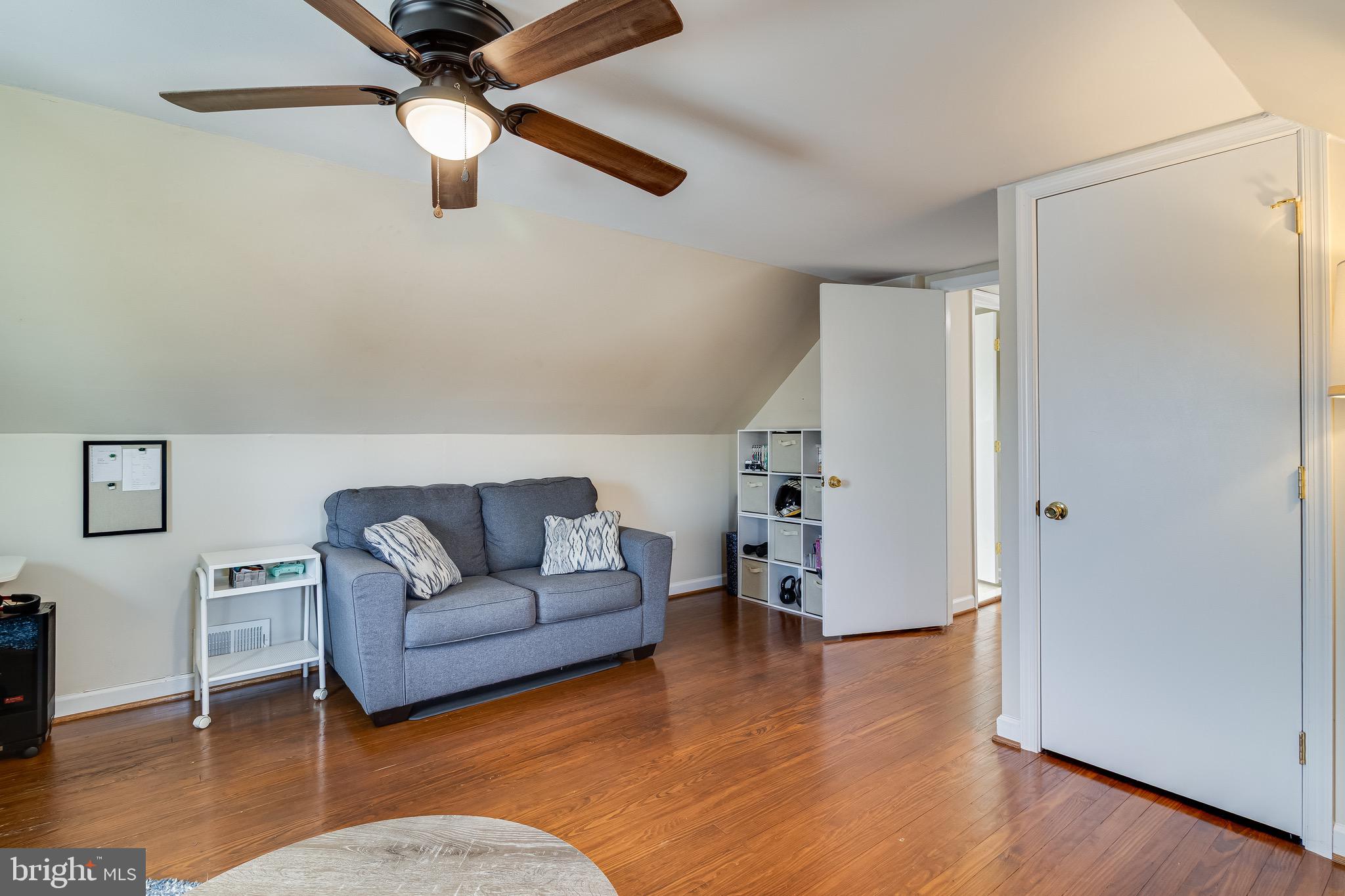 CHARLES G SCHULTZ - Residential