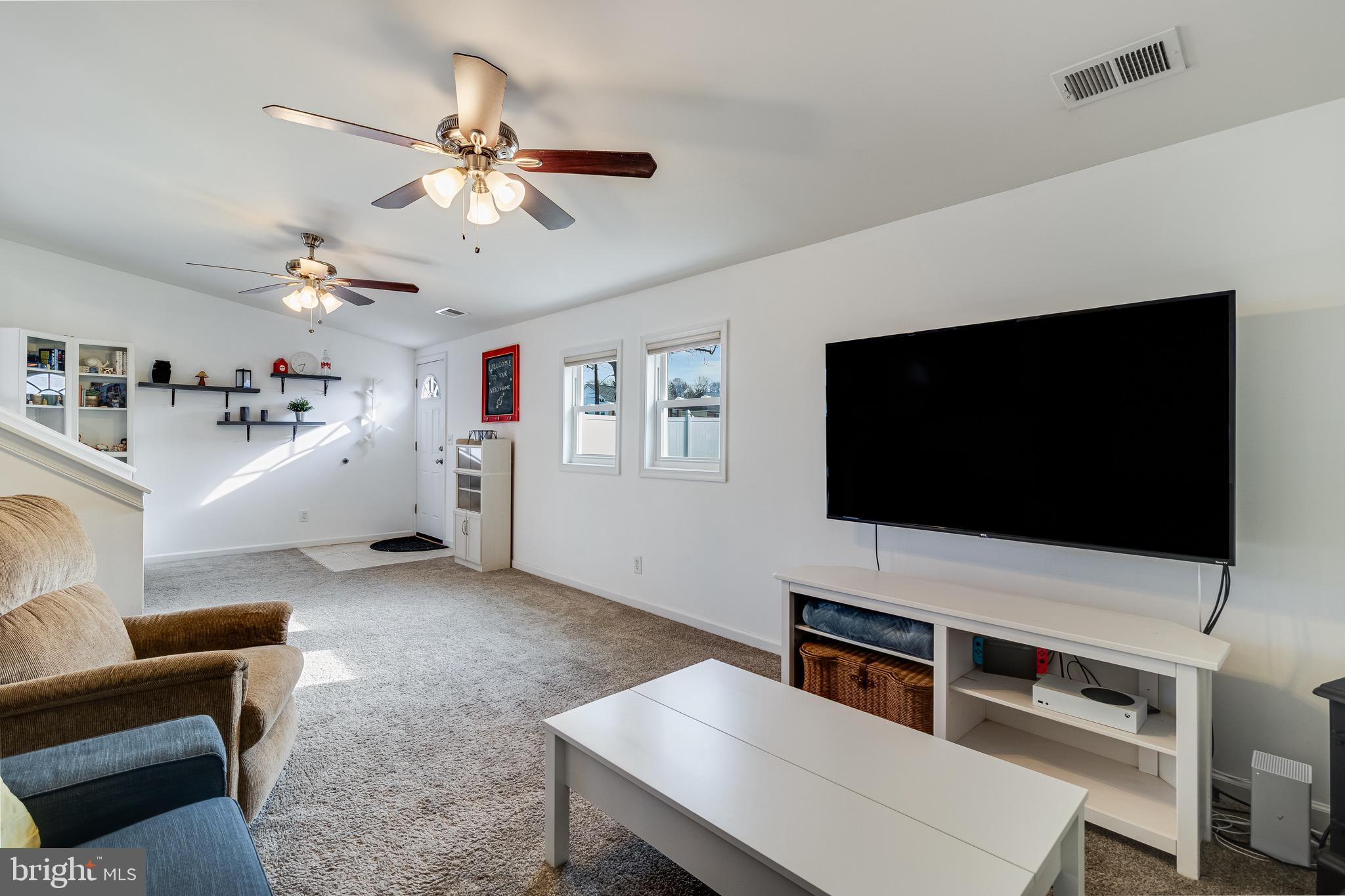 CHARLES G SCHULTZ - Residential