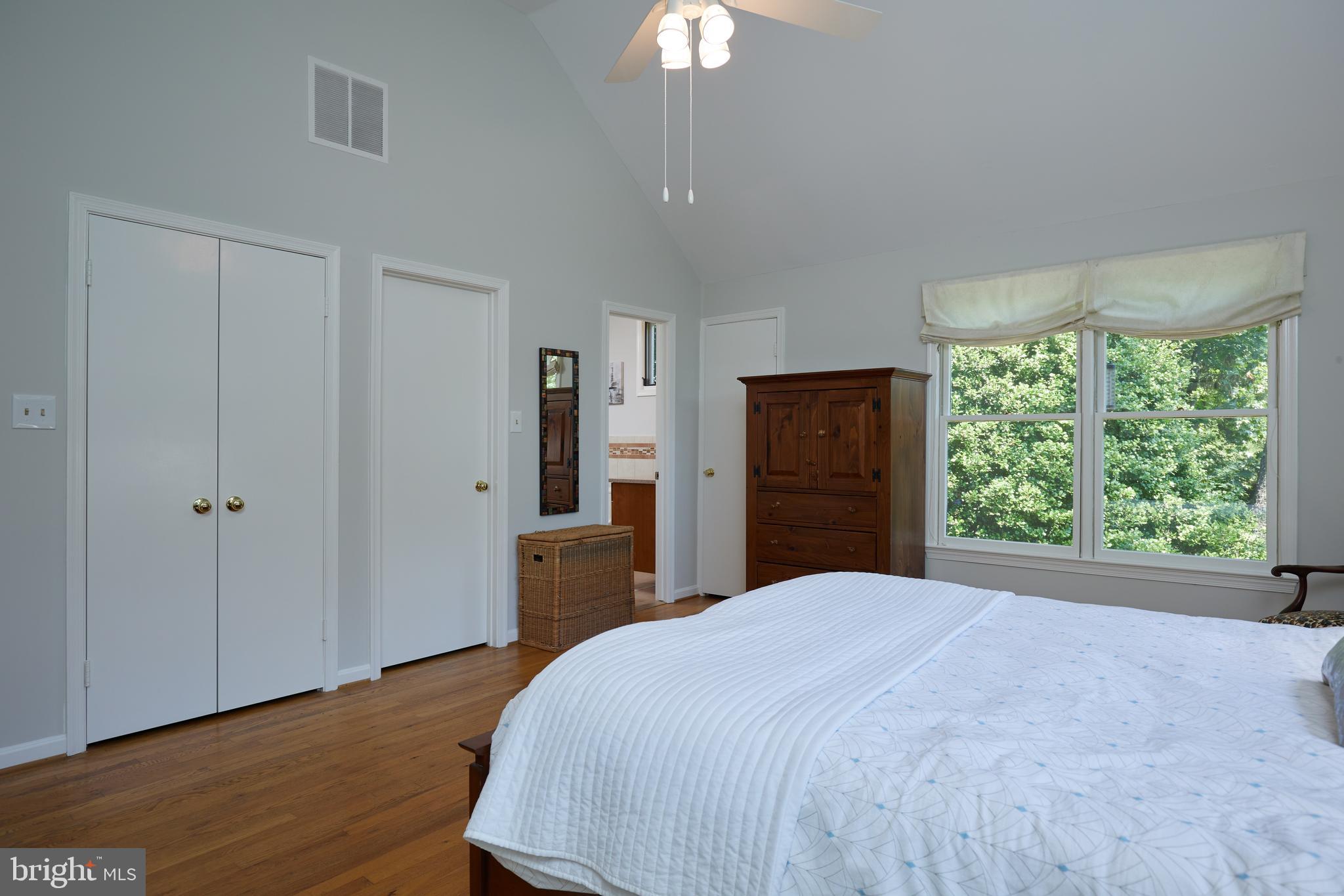 NORTH CHEVY CHASE - Residential