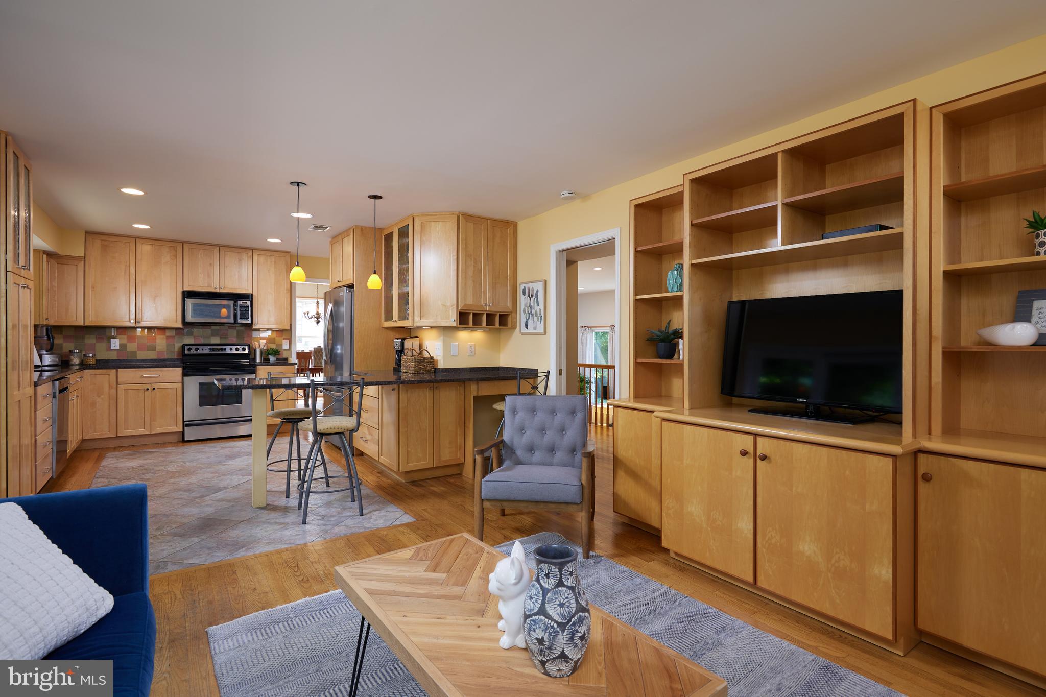 NORTH CHEVY CHASE - Residential