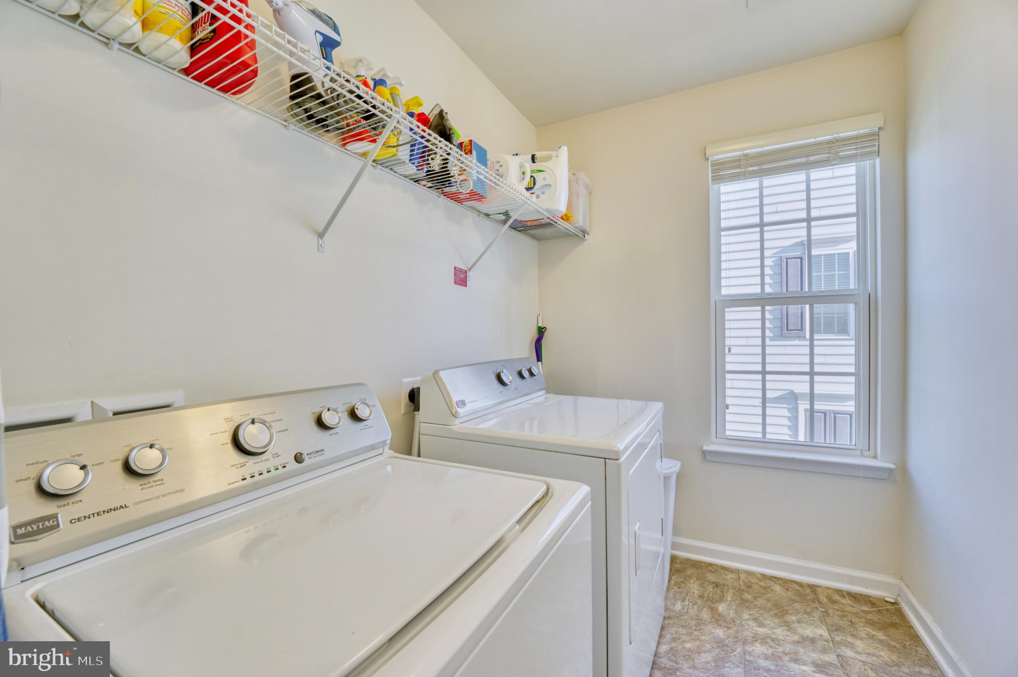 STERLING - Residential Lease