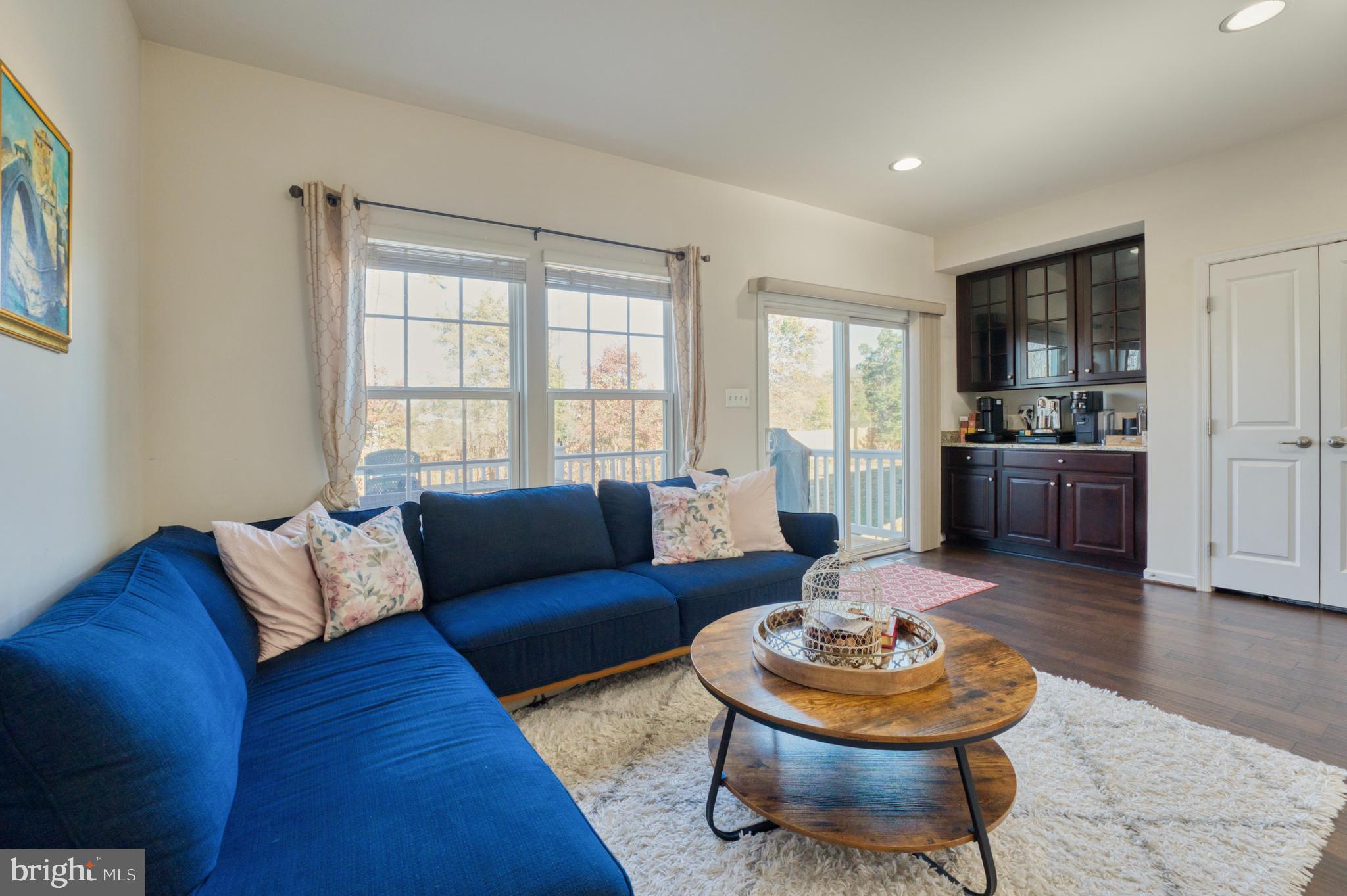 STERLING - Residential Lease