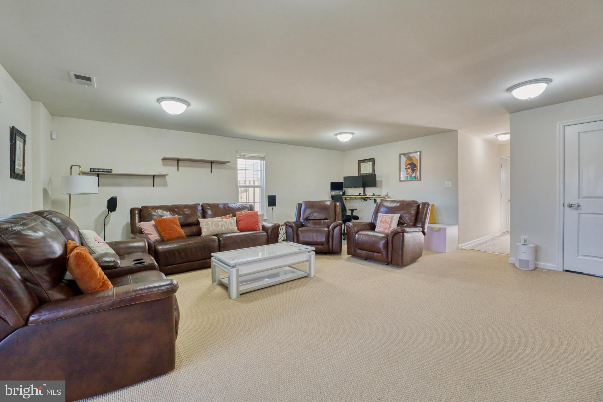 STERLING - Residential Lease