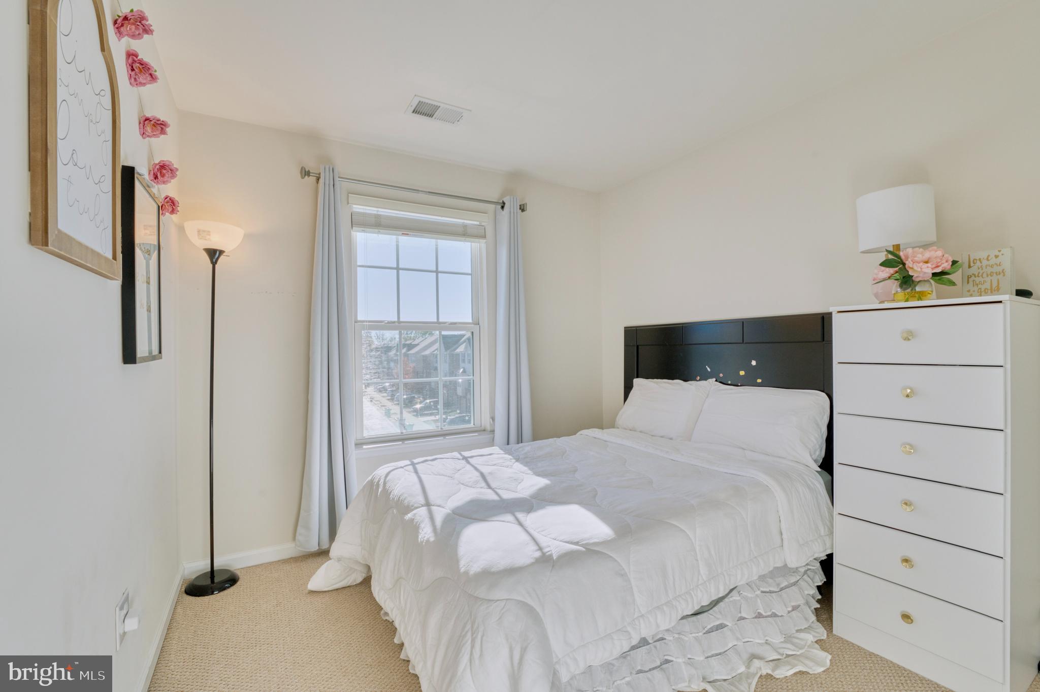 STERLING - Residential Lease