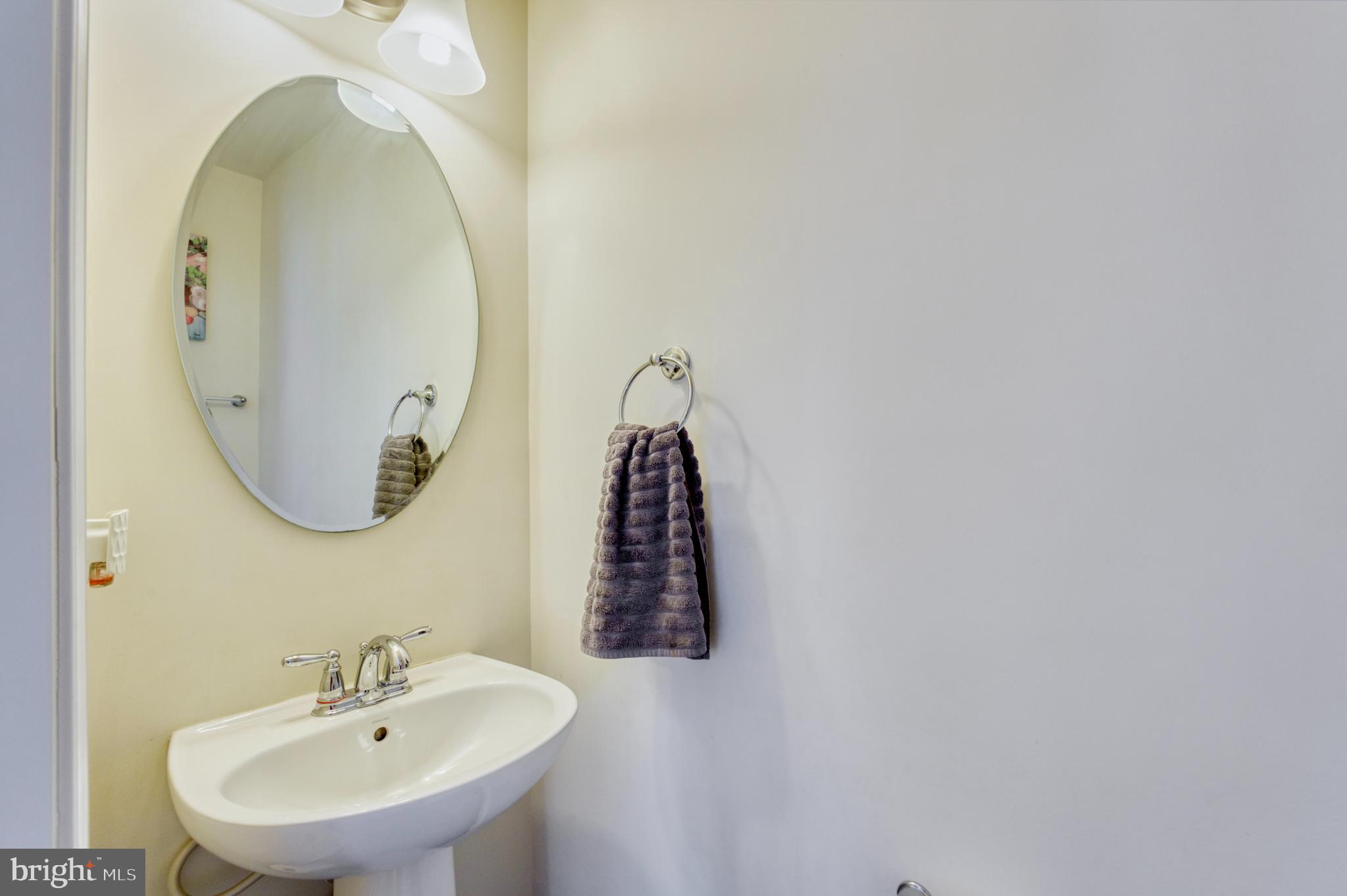 STERLING - Residential Lease