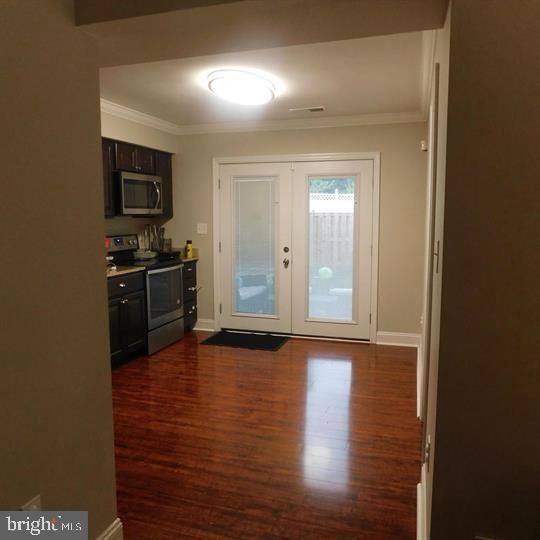 567 LANCASTER PLACE 567