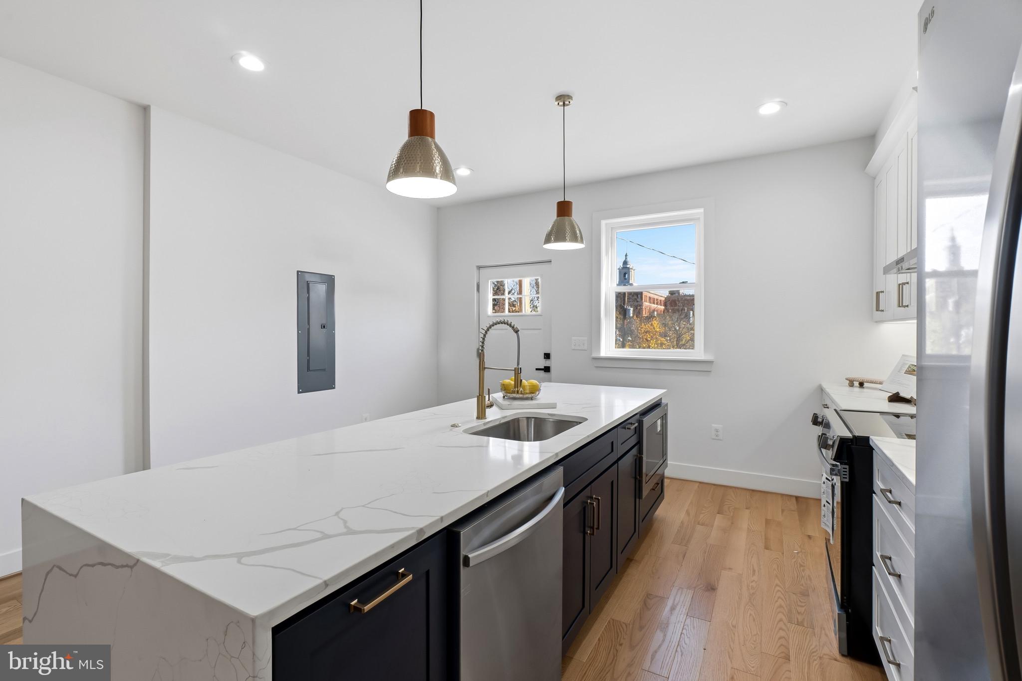 HAMPDEN HISTORIC DISTRICT - Residential