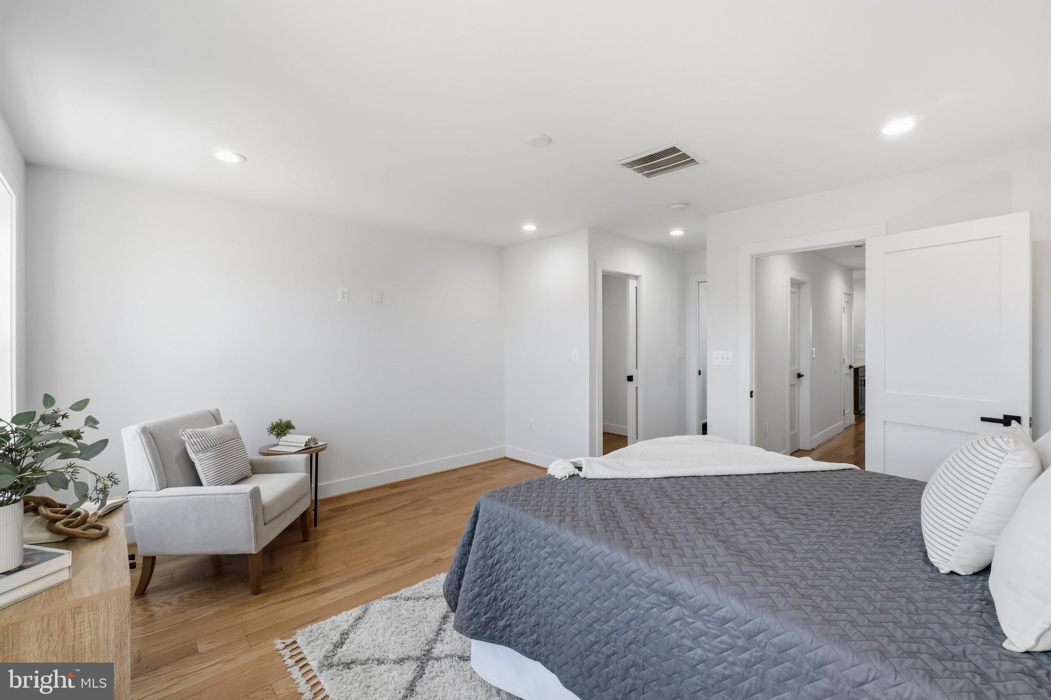 HAMPDEN HISTORIC DISTRICT - Residential