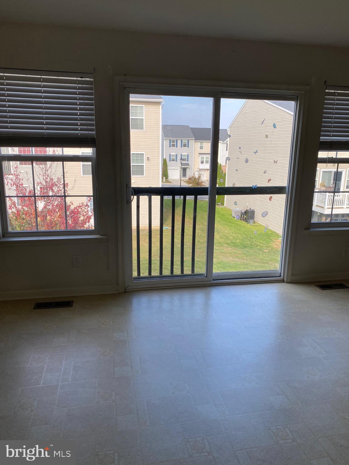 RIVERSIDE VILLAGES - Residential