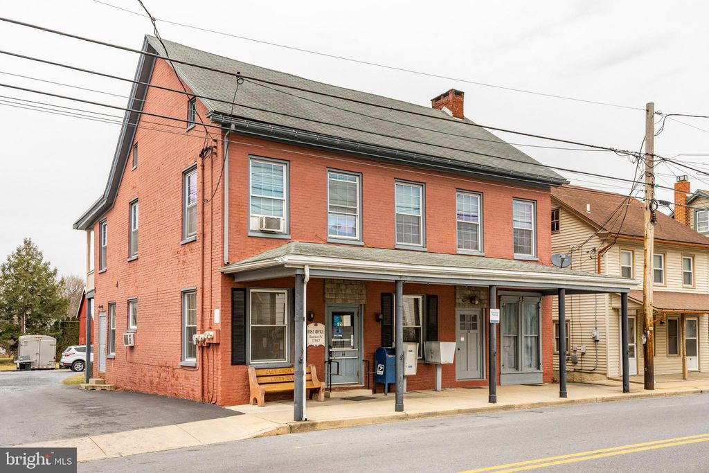 Photo of 14 N REAMSTOWN RD, STEVENS, PA 17578 (MLS # PALA2031940)