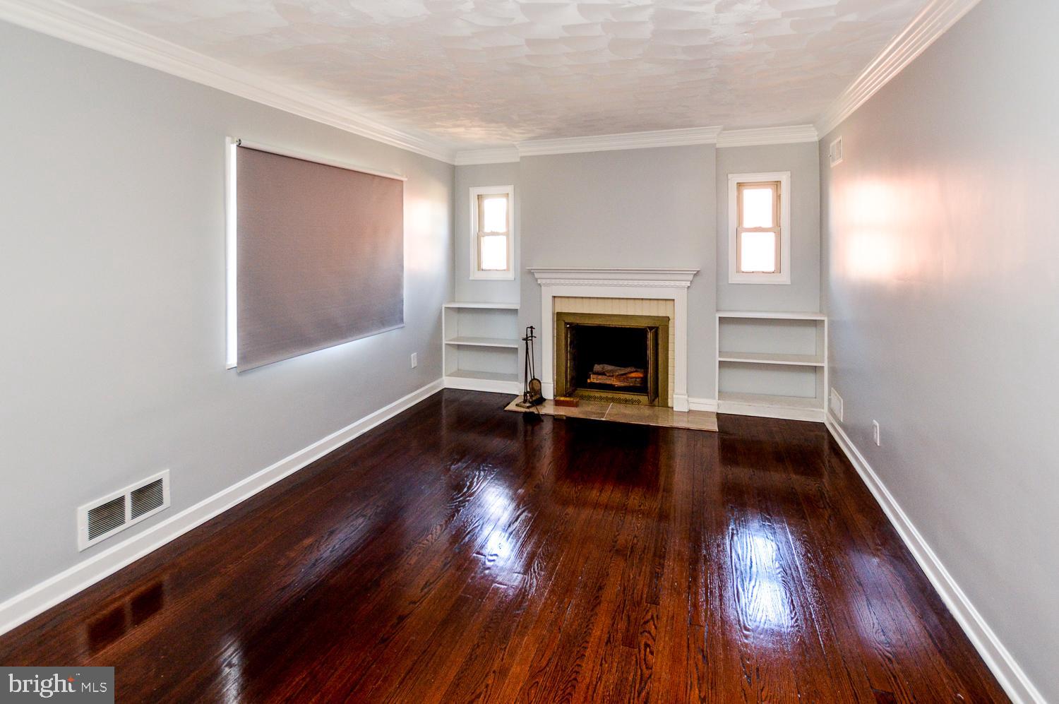 KENTLAND - Residential Lease