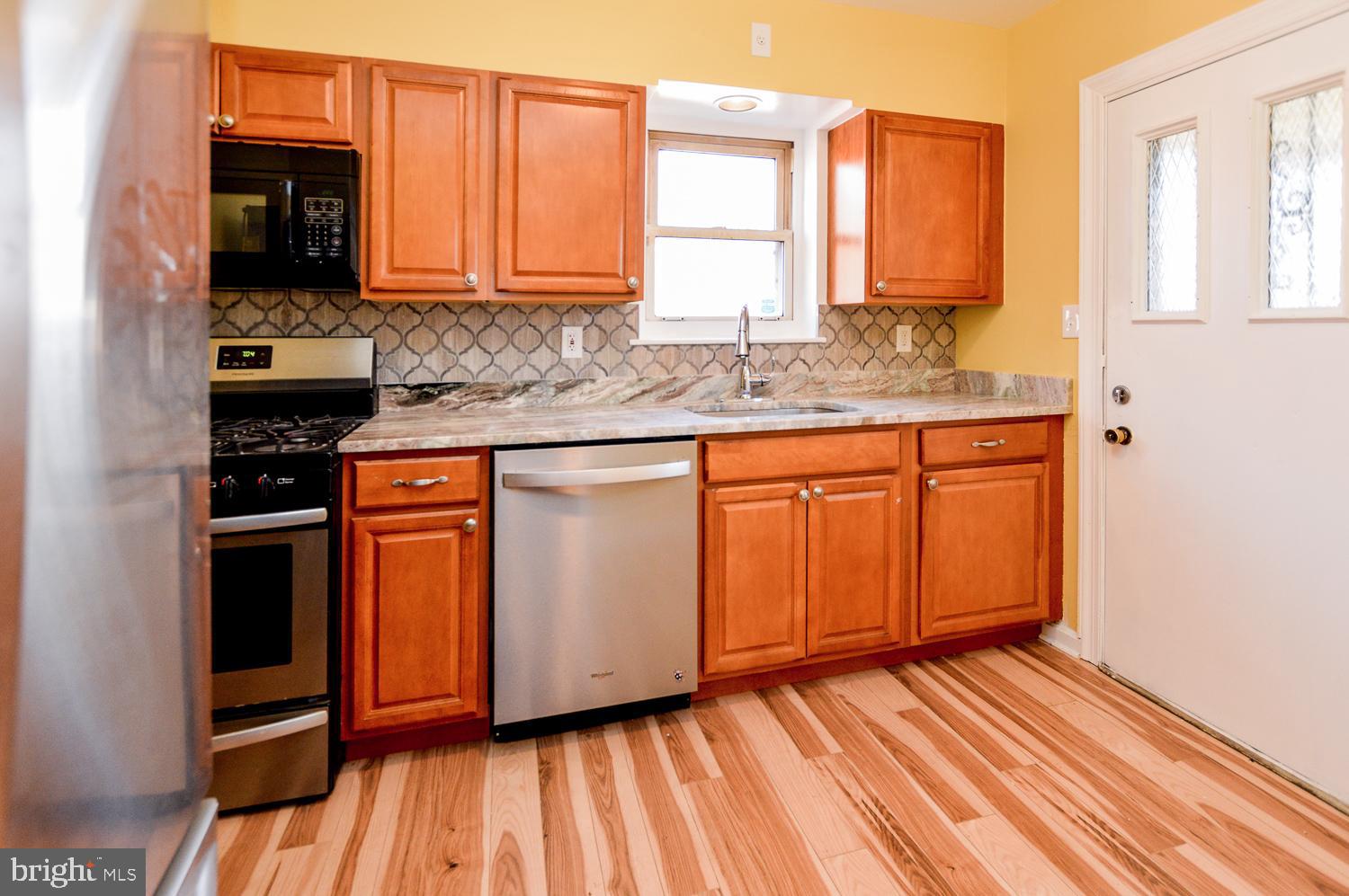 KENTLAND - Residential Lease