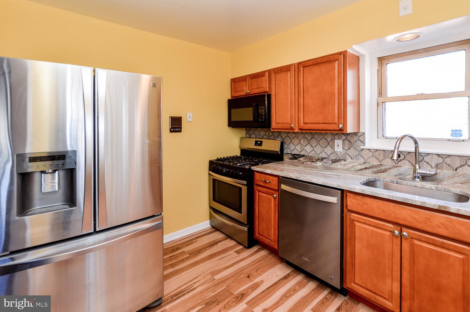 KENTLAND - Residential Lease