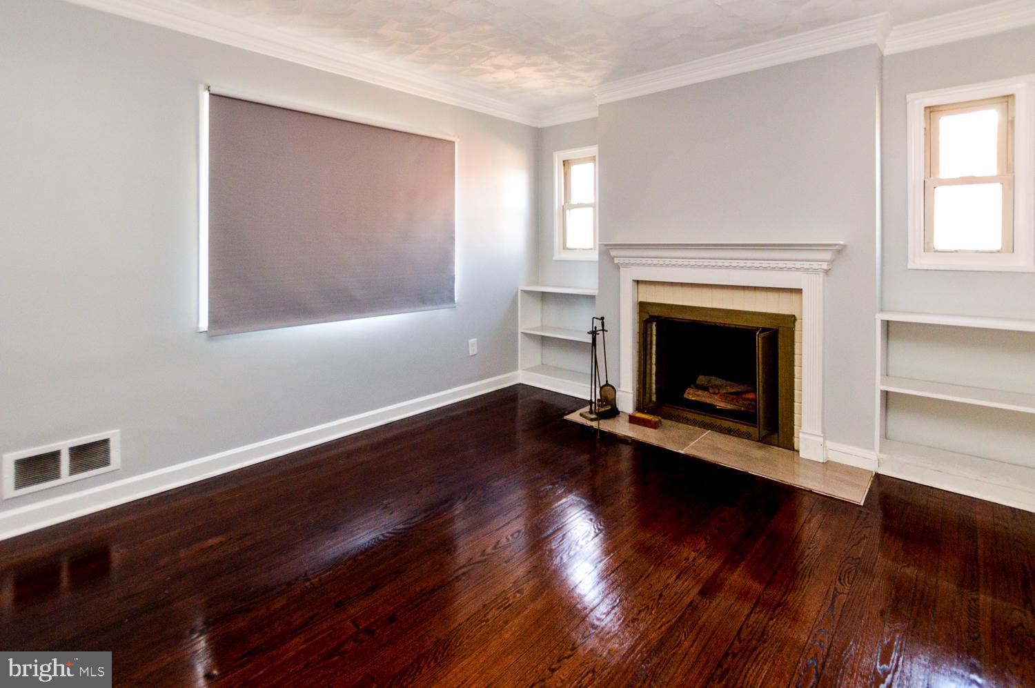 KENTLAND - Residential Lease