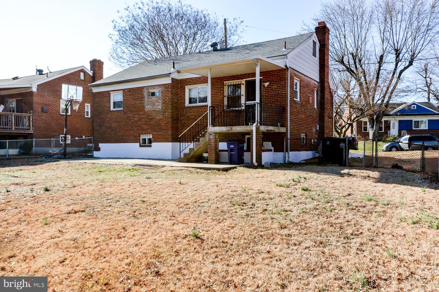 KENTLAND - Residential Lease