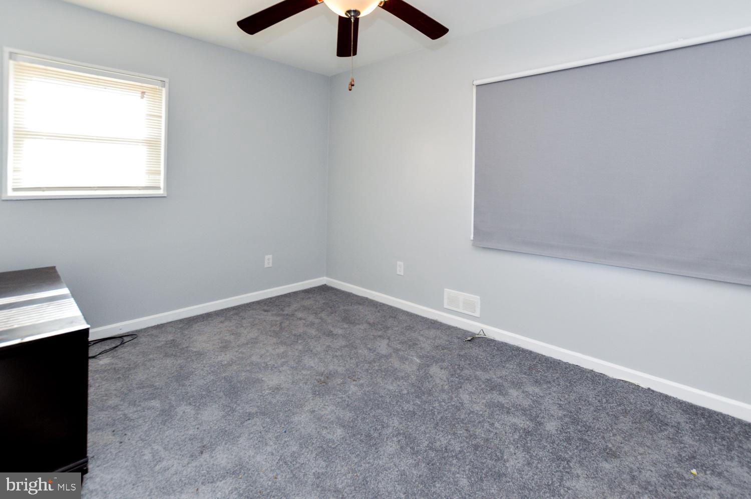 KENTLAND - Residential Lease