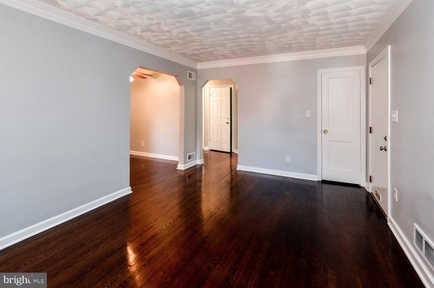 KENTLAND - Residential Lease