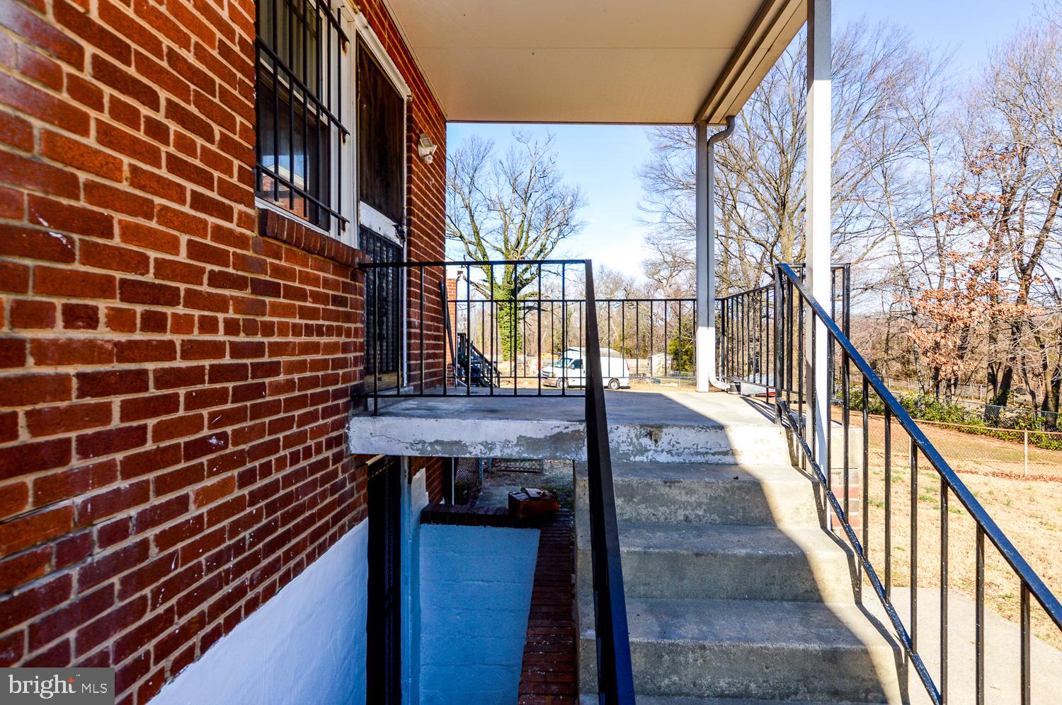 KENTLAND - Residential Lease