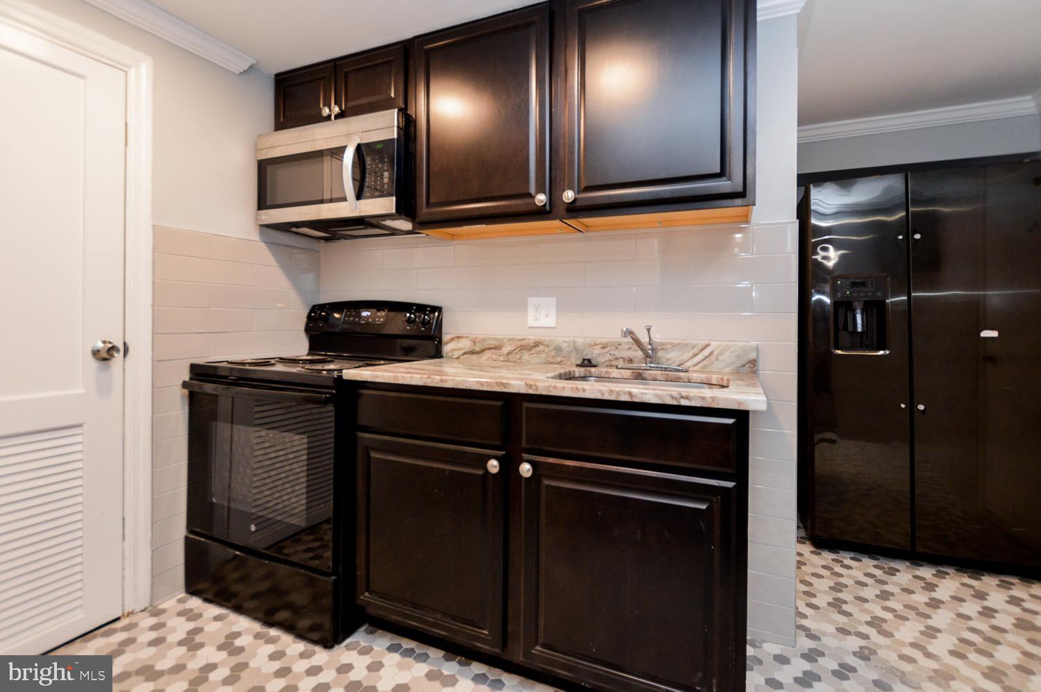 KENTLAND - Residential Lease