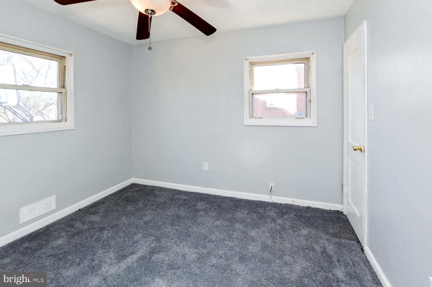 KENTLAND - Residential Lease