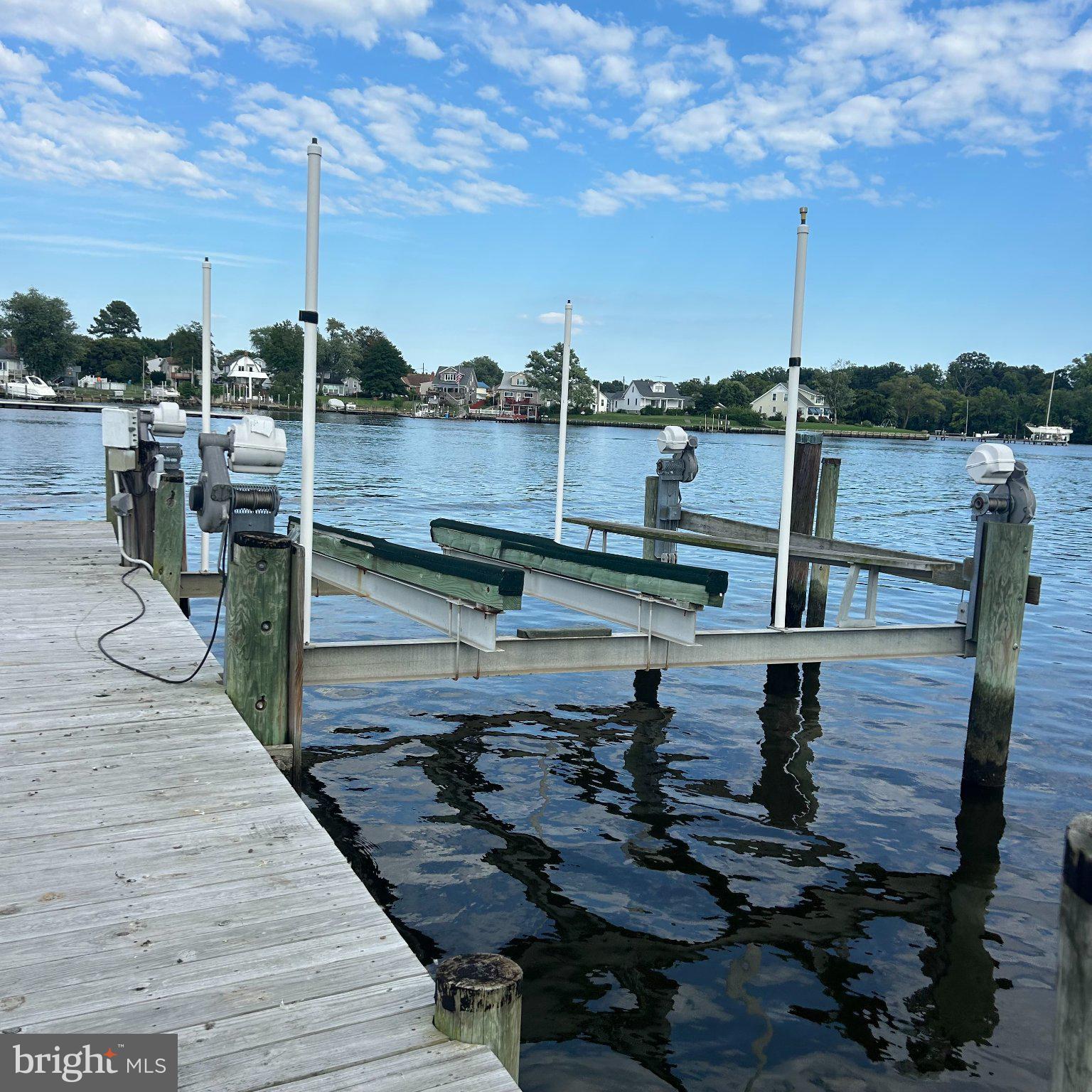 107 BAYSIDE DRIVE
