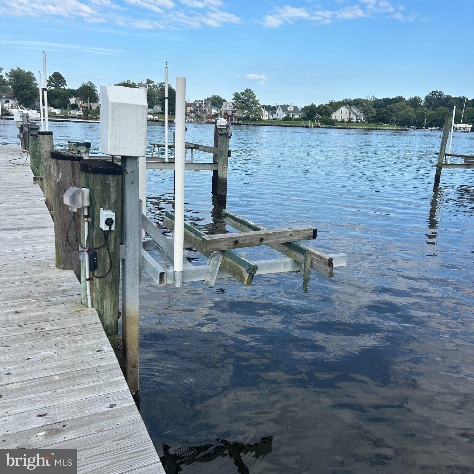 107 BAYSIDE DRIVE