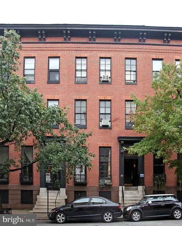 MOUNT VERNON PLACE HISTORIC DISTRICT - Residential Lease