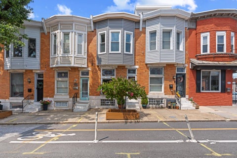 Photo of 704 S Potomac Street, BALTIMORE, MD 21224 (MLS # MDBA2223538)