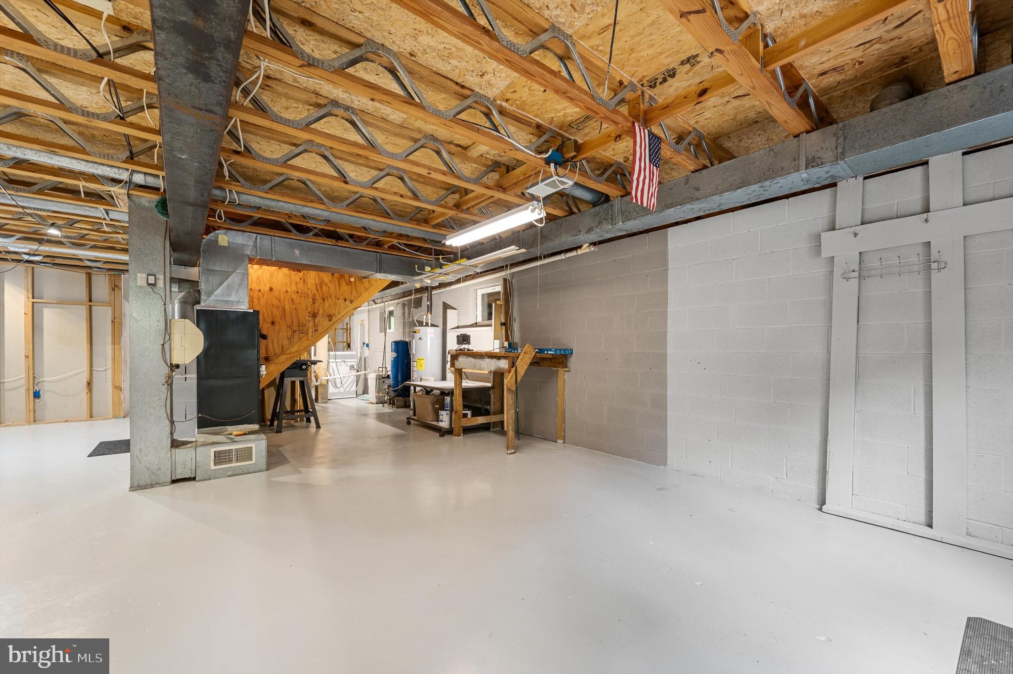 KINDER BAUERNHOF FARM - Residential Lease