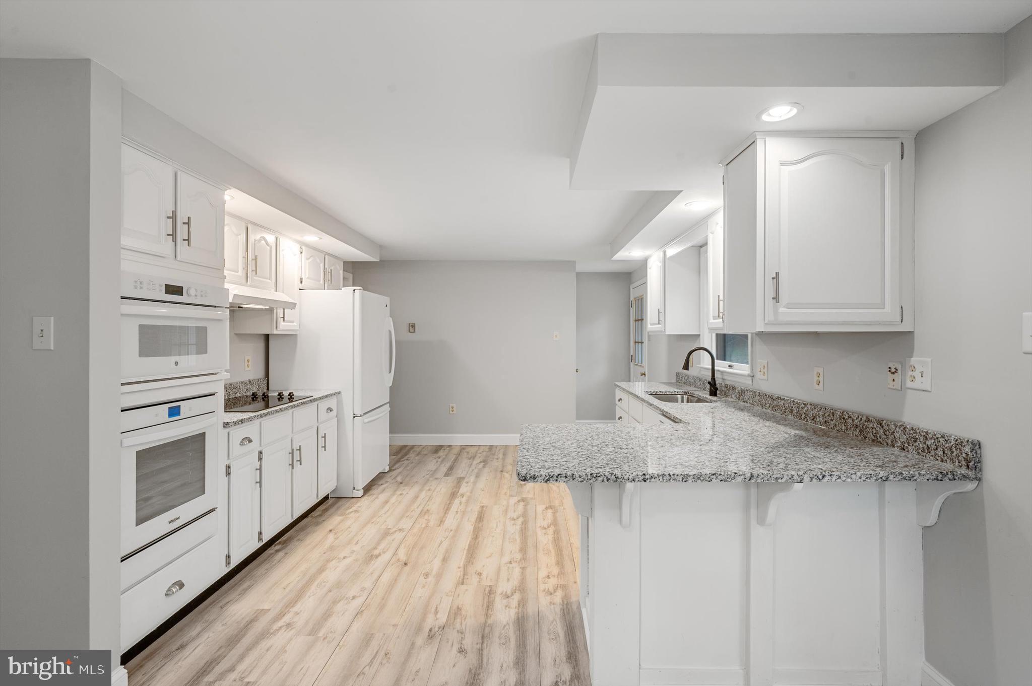 KINDER BAUERNHOF FARM - Residential Lease