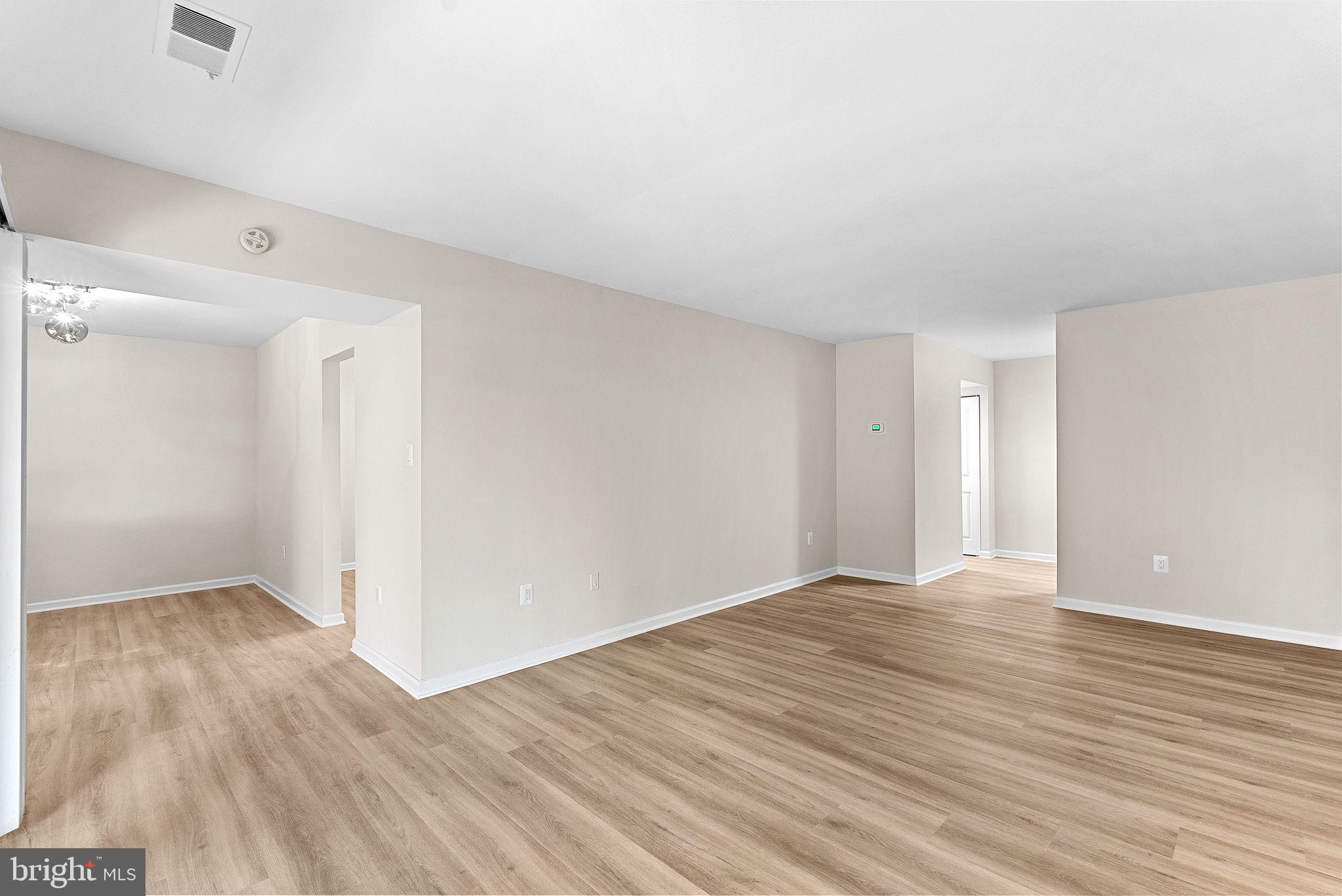 HAWTHORNE VILLAGE - Residential