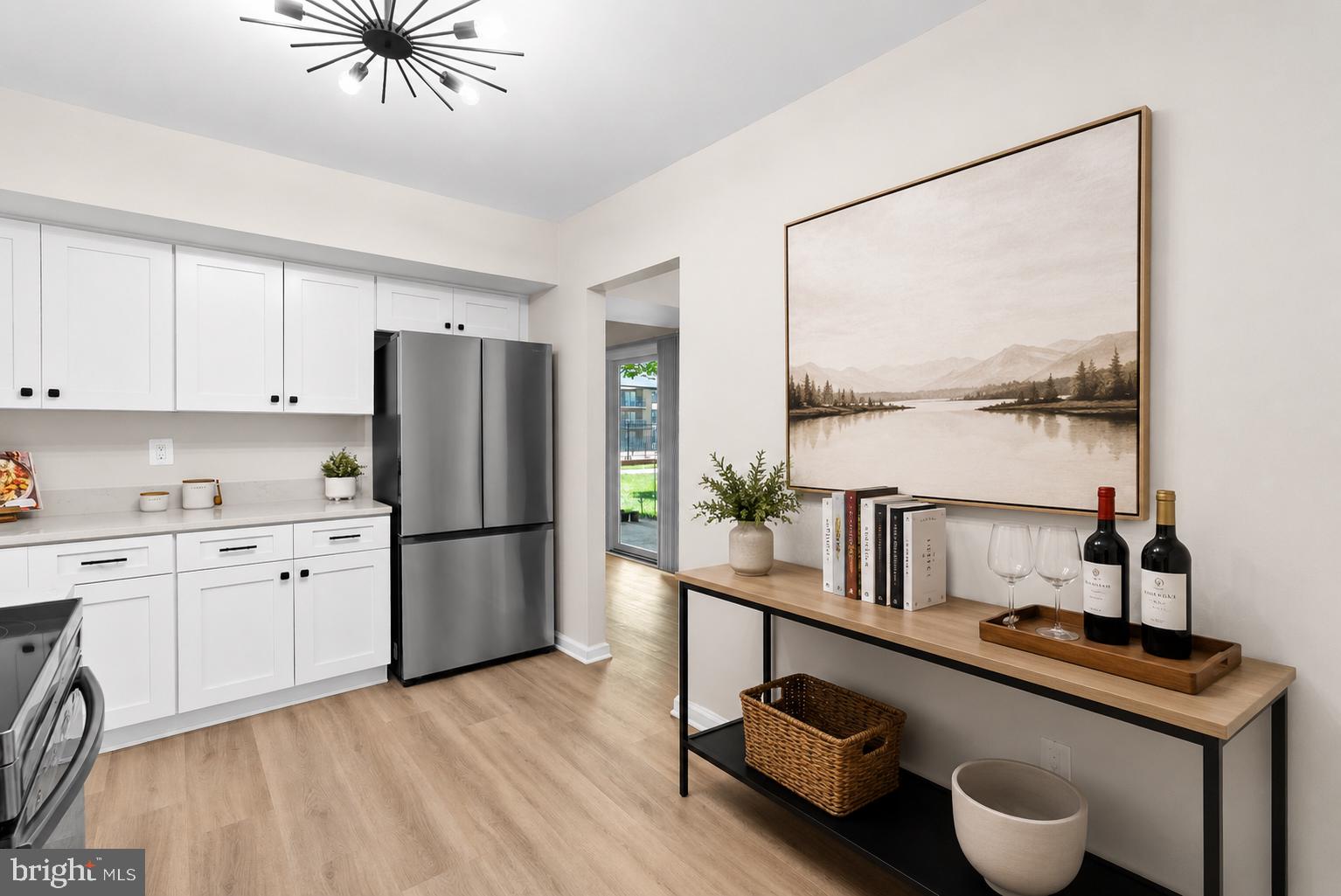 HAWTHORNE VILLAGE - Residential