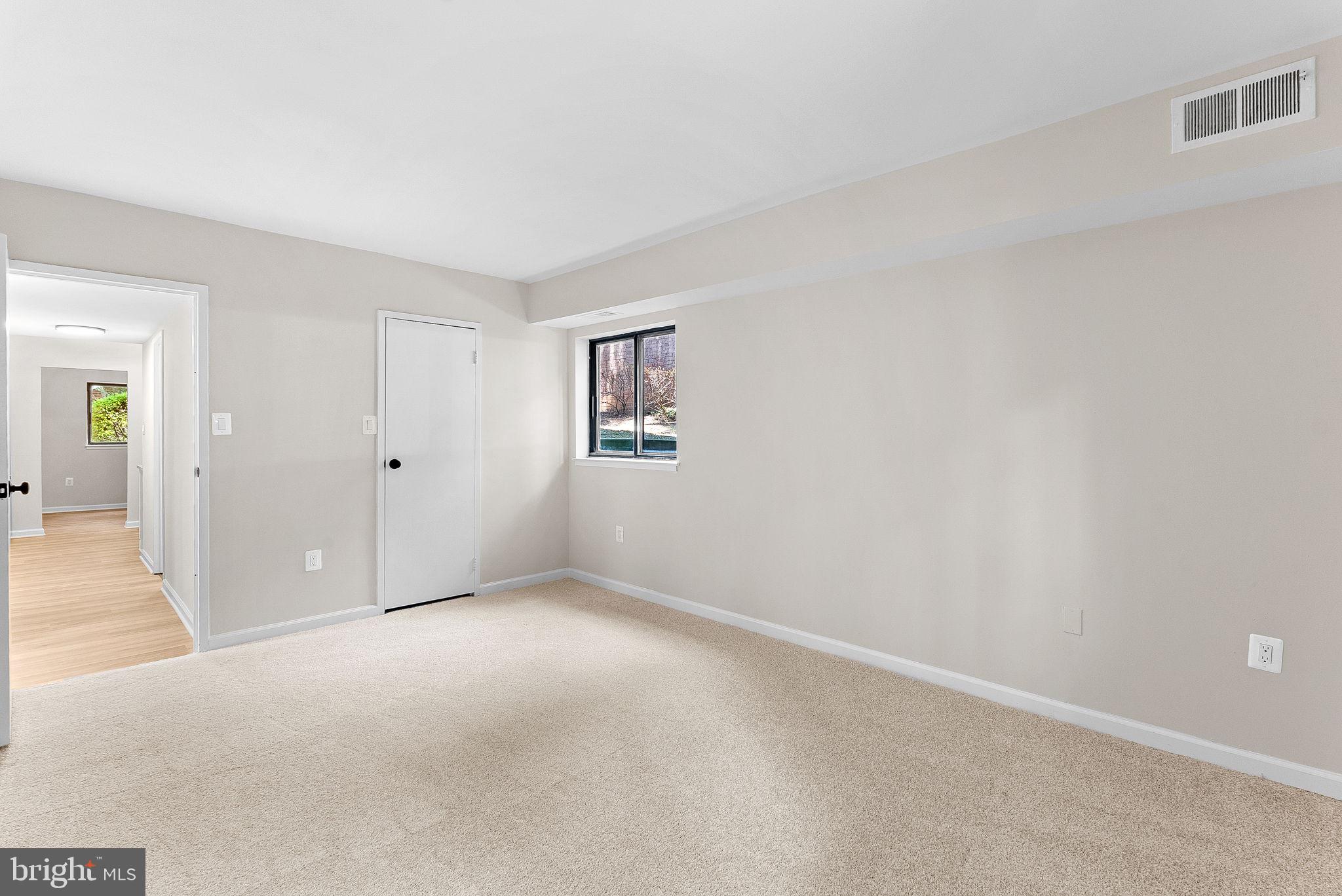 HAWTHORNE VILLAGE - Residential