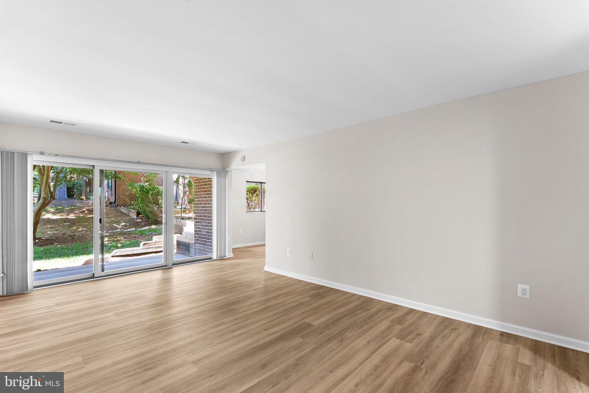 HAWTHORNE VILLAGE - Residential