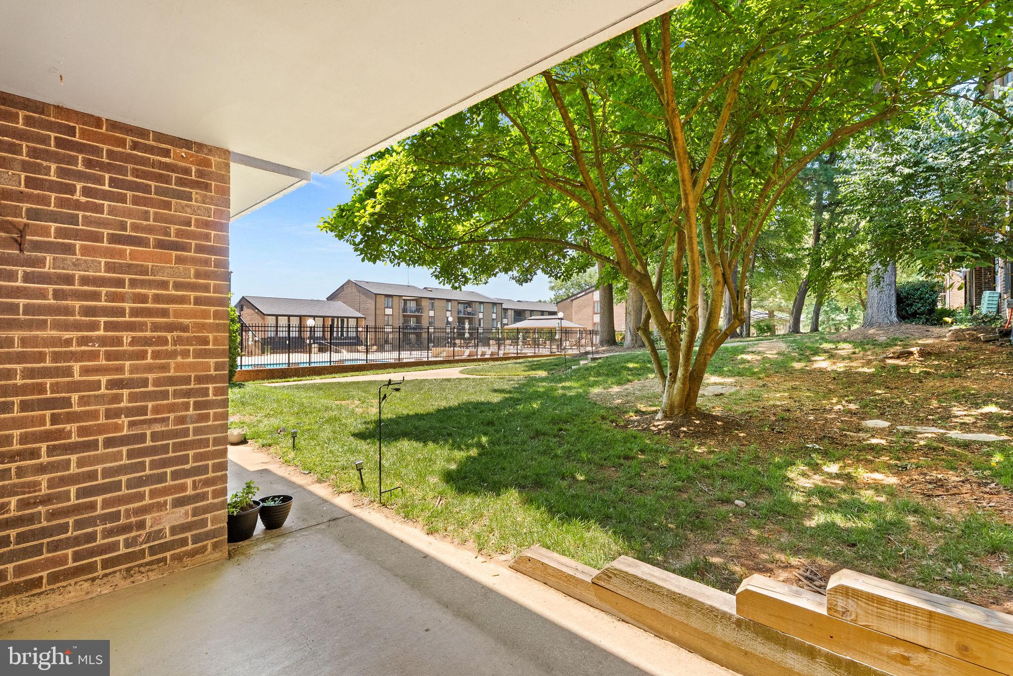HAWTHORNE VILLAGE - Residential
