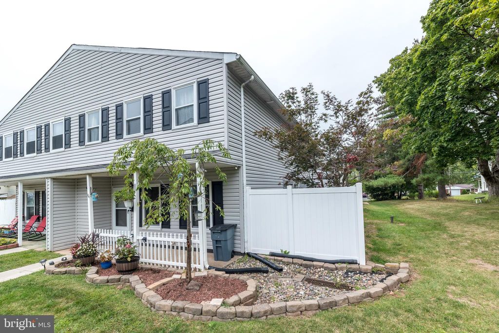 Photo of 24 Reliance Court, TELFORD, PA 18969 (MLS # PABU2105546)