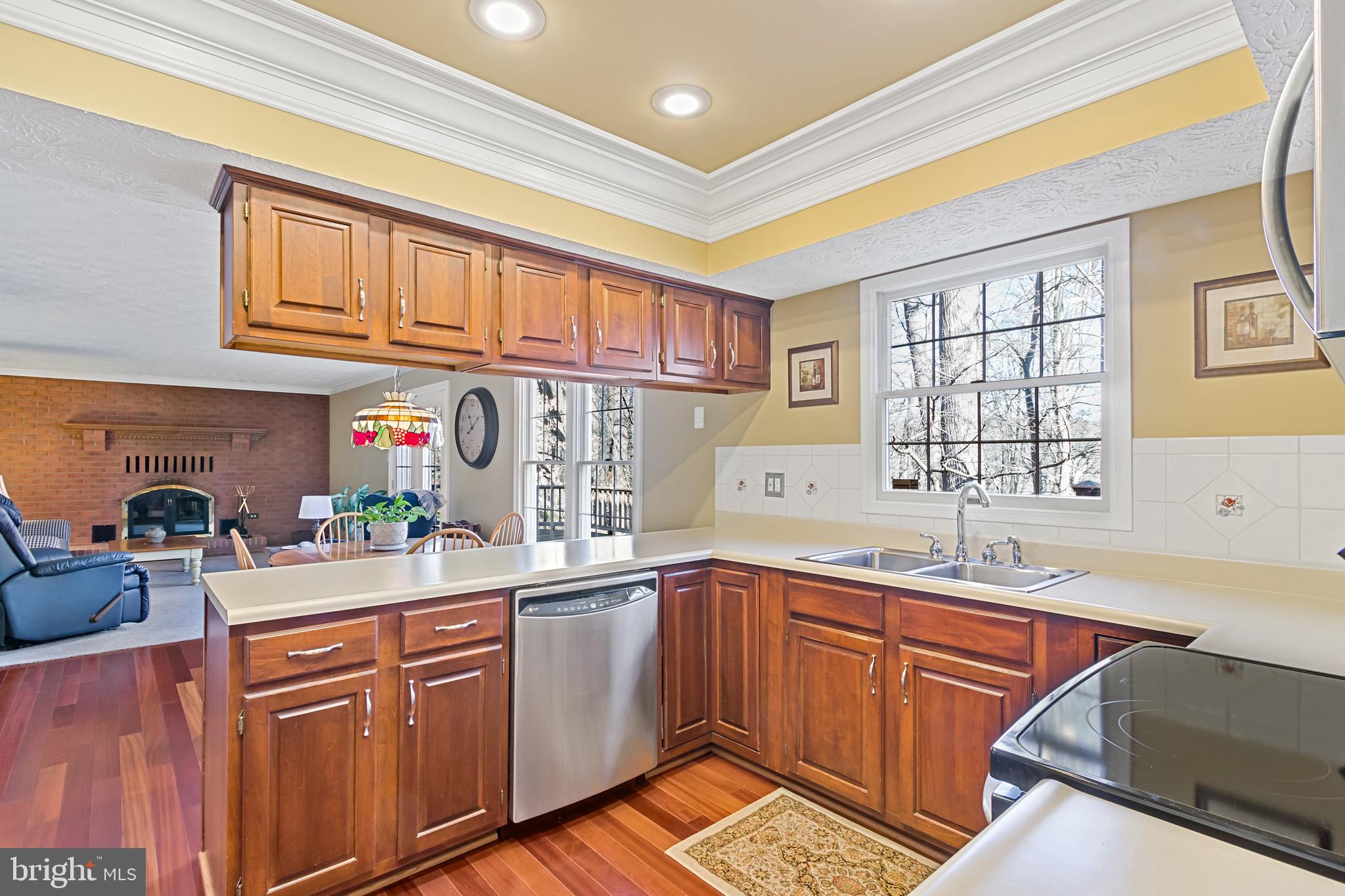 BROADVIEW - Residential