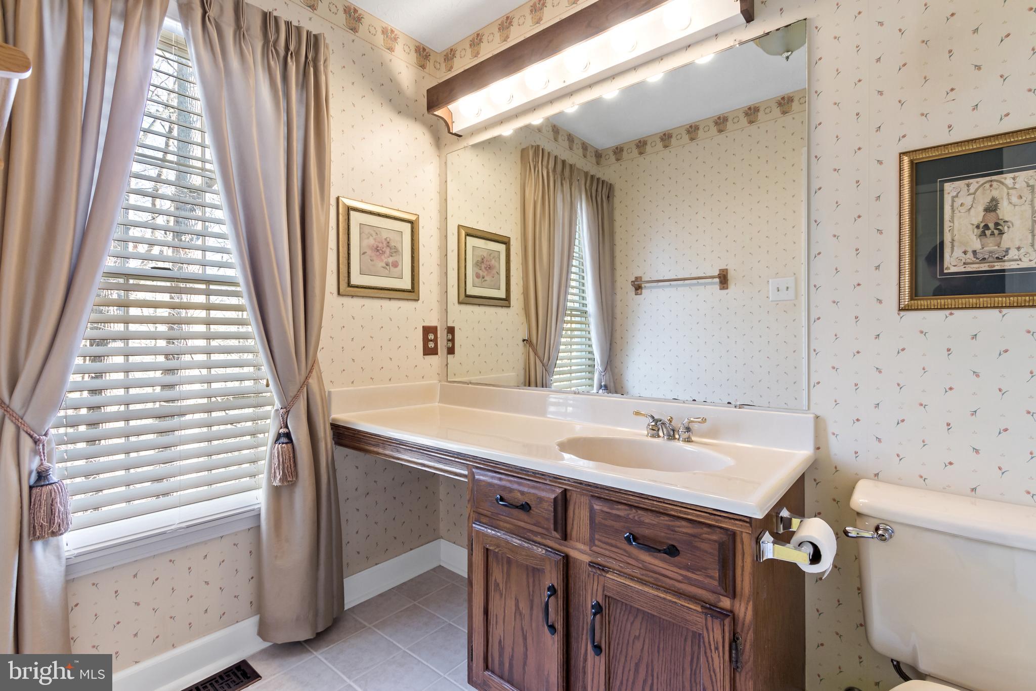 BROADVIEW - Residential