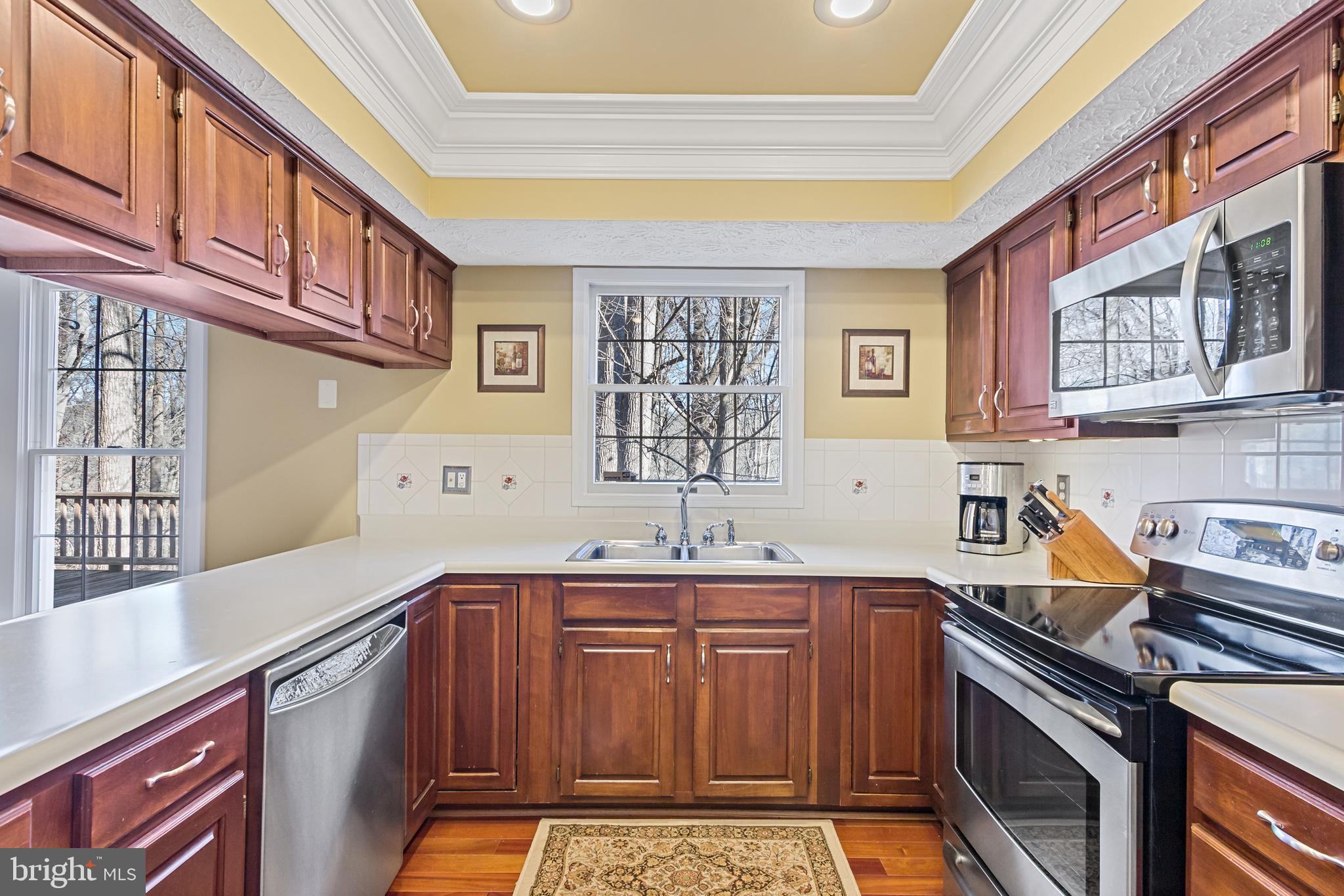 BROADVIEW - Residential