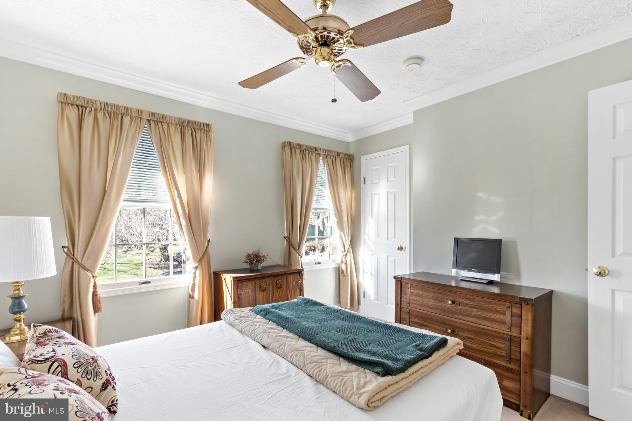 BROADVIEW - Residential