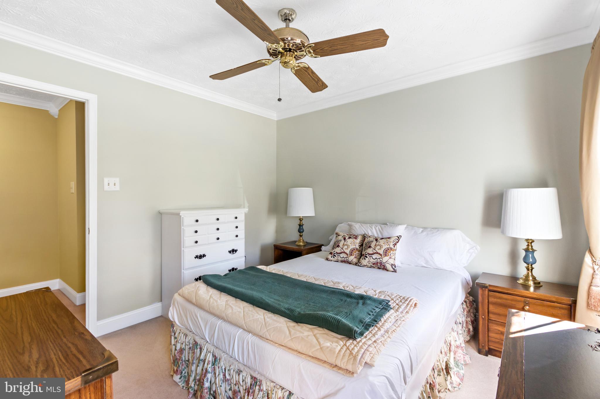 BROADVIEW - Residential