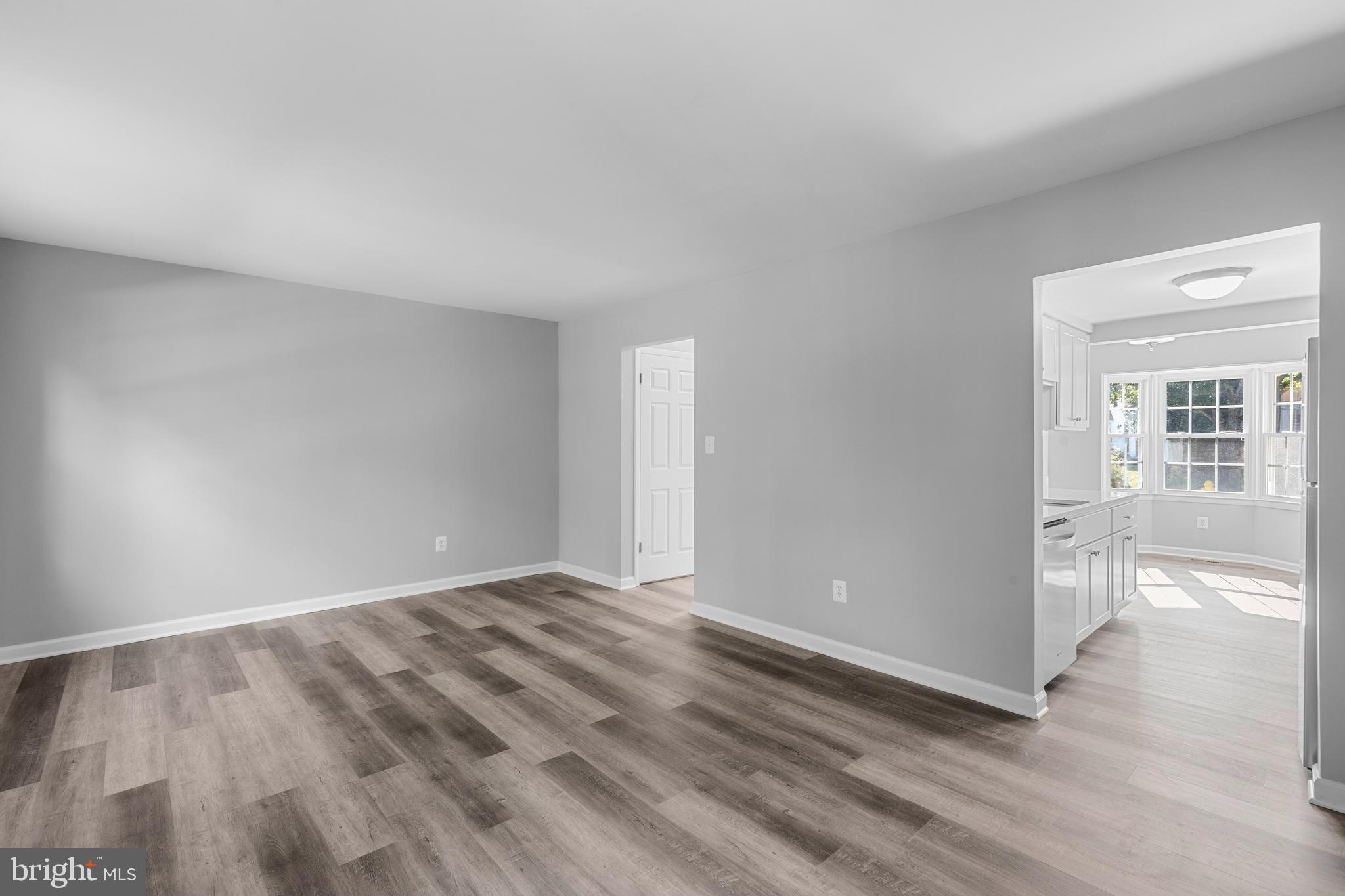 CROFTON SQUARE - Residential