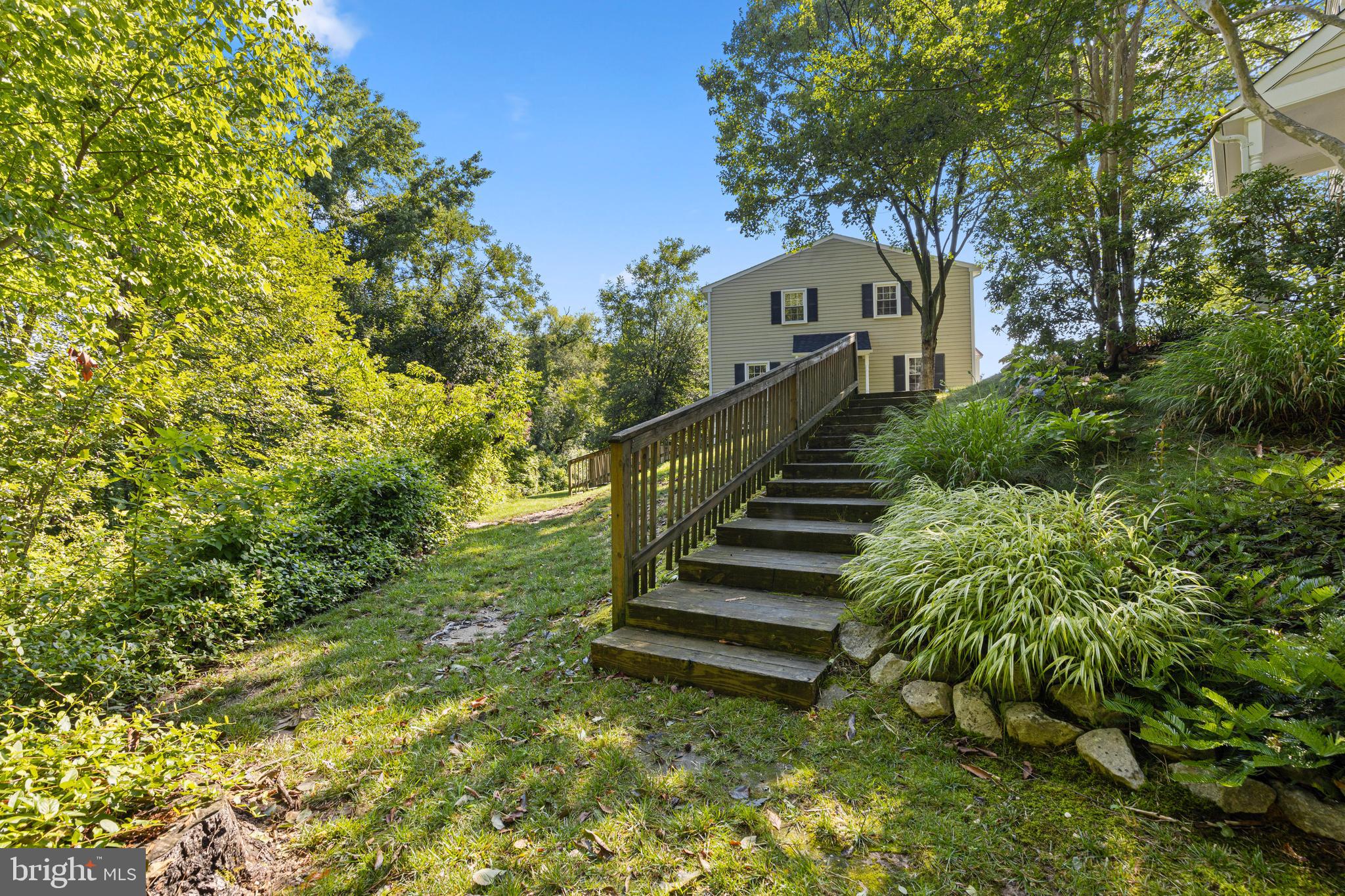 CROFTON SQUARE - Residential