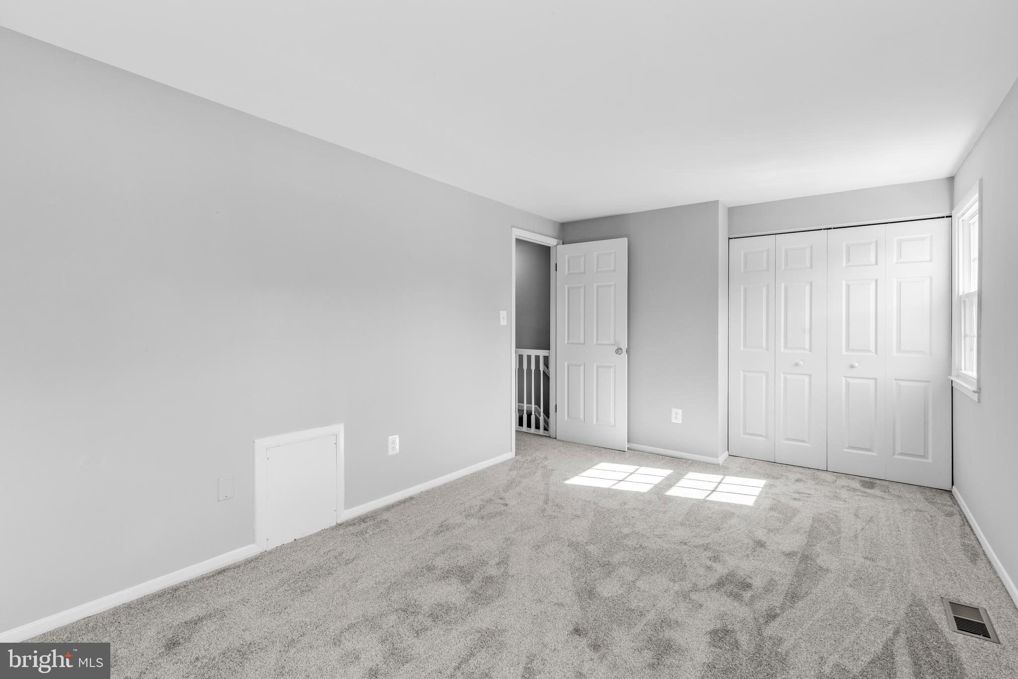 CROFTON SQUARE - Residential