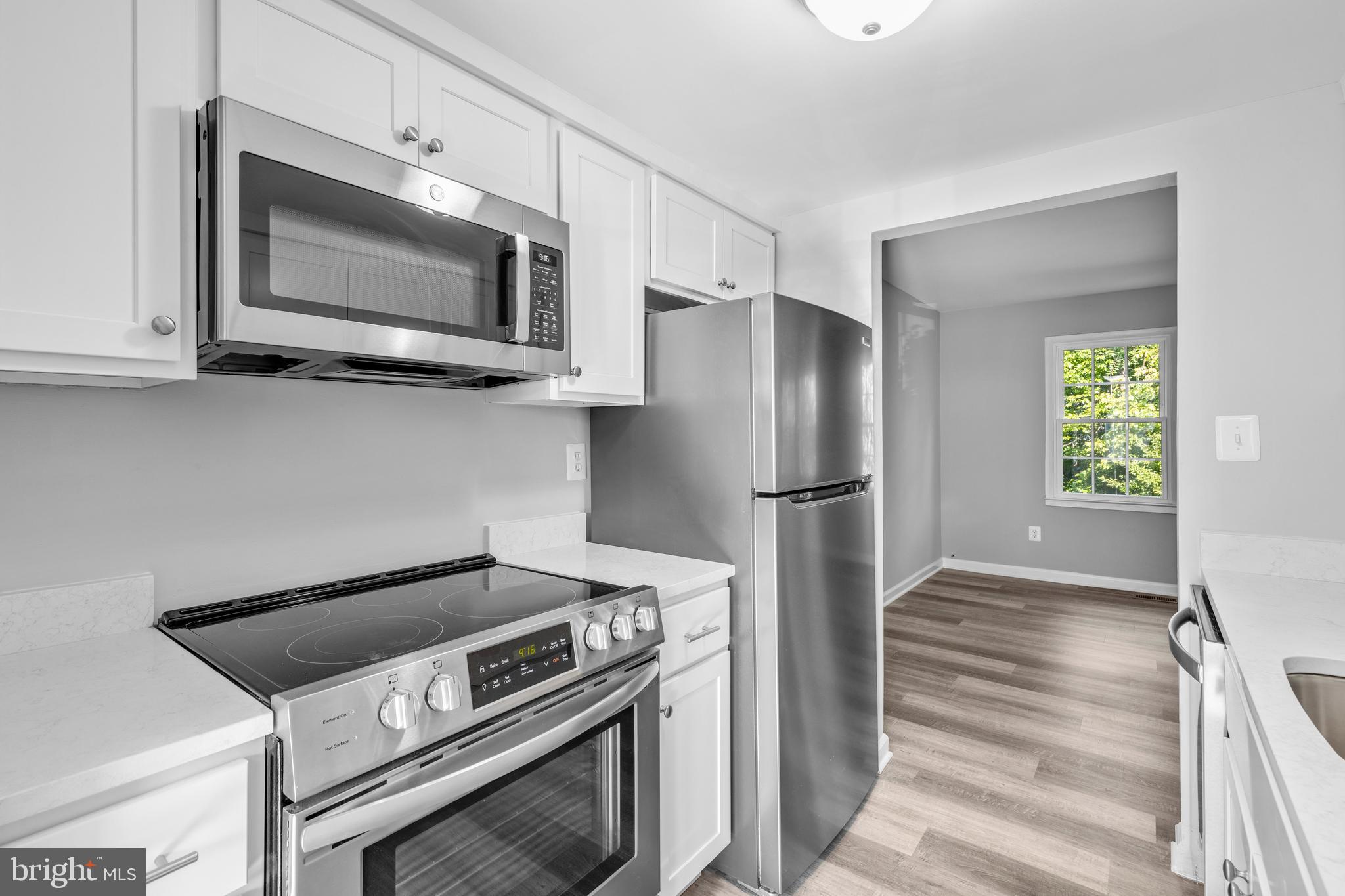 CROFTON SQUARE - Residential