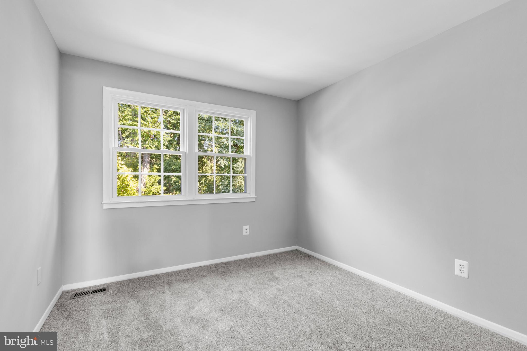 CROFTON SQUARE - Residential