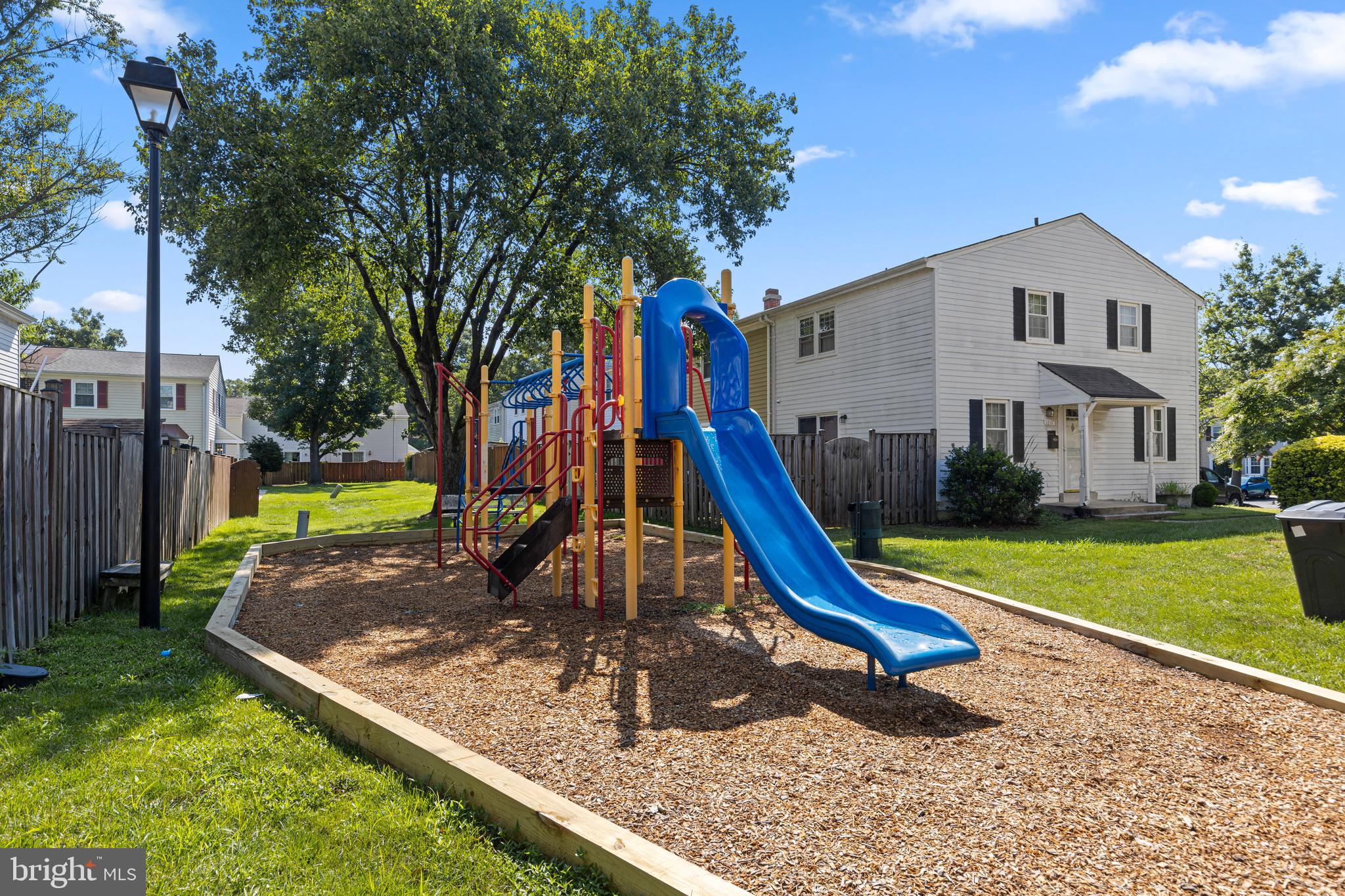 CROFTON SQUARE - Residential